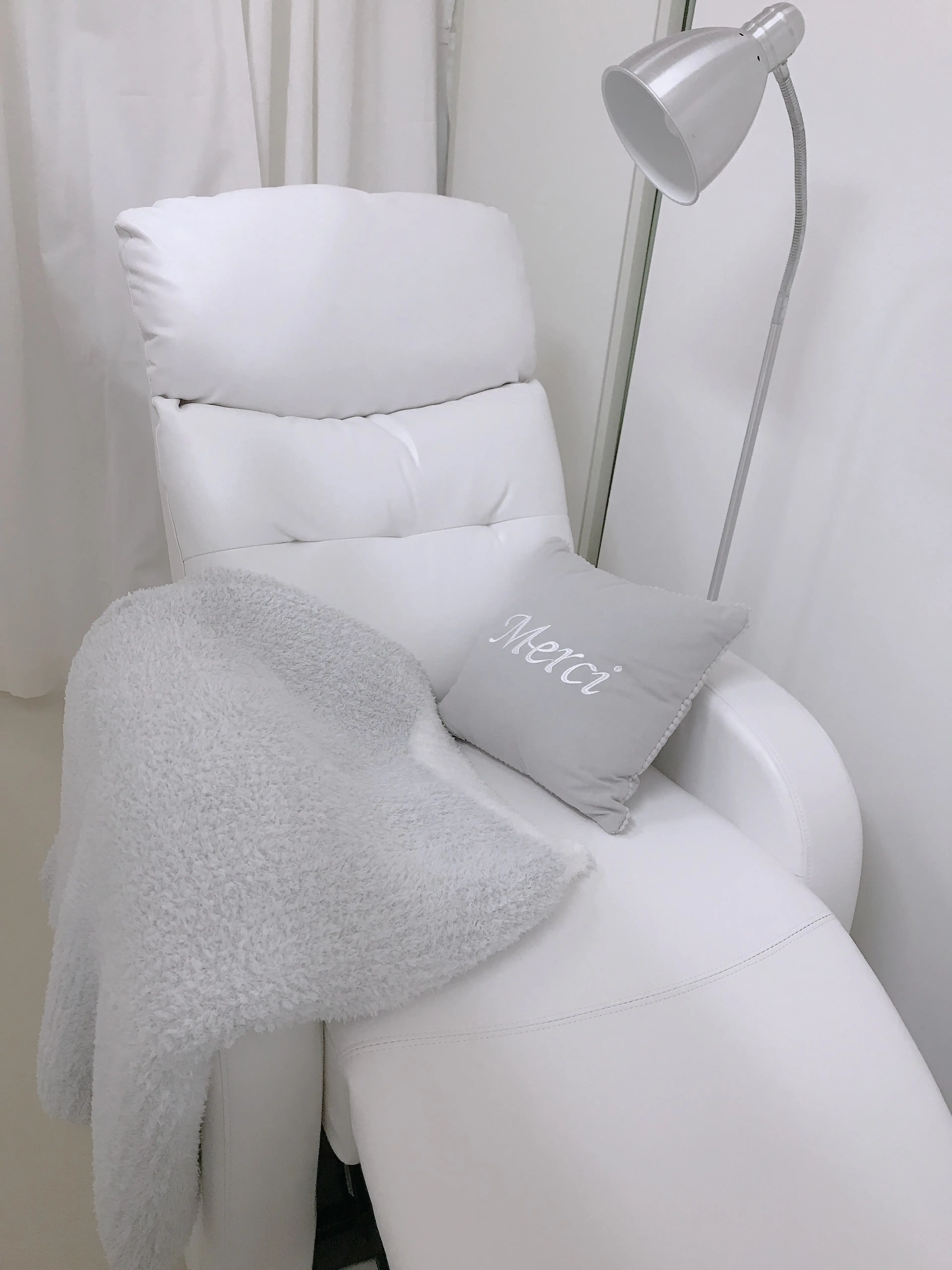 パリス・デ・スキンマーサ21店の内観・外観1