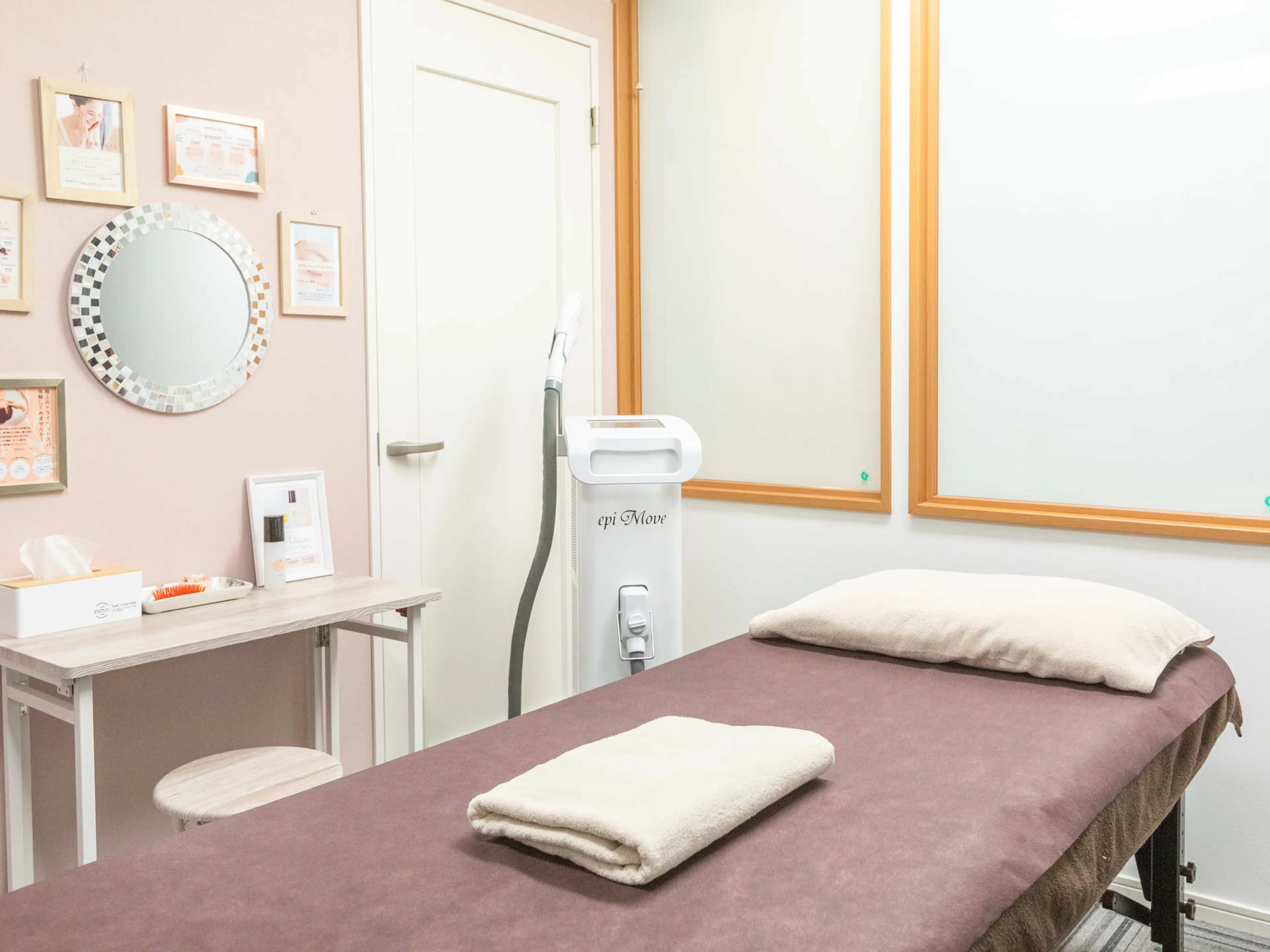 HUGの内観・外観1