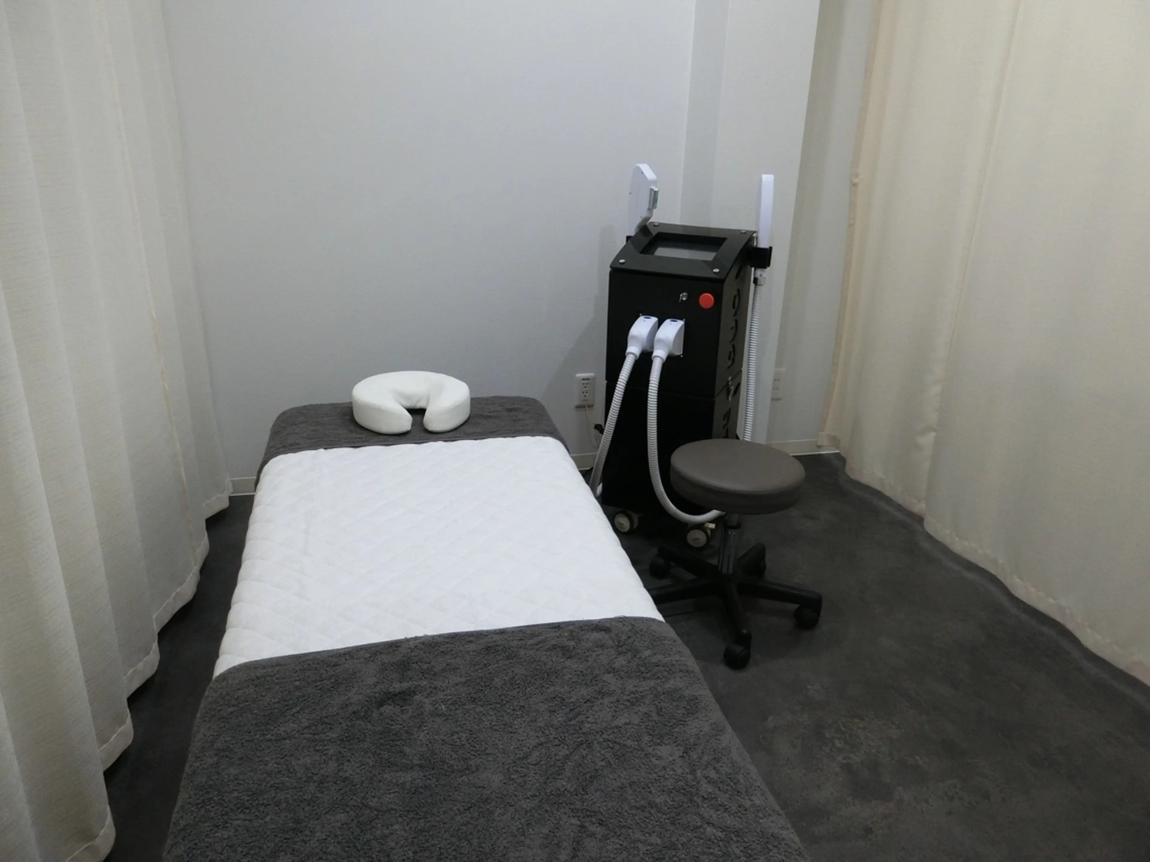 脱毛サロンHolicの内観・外観3