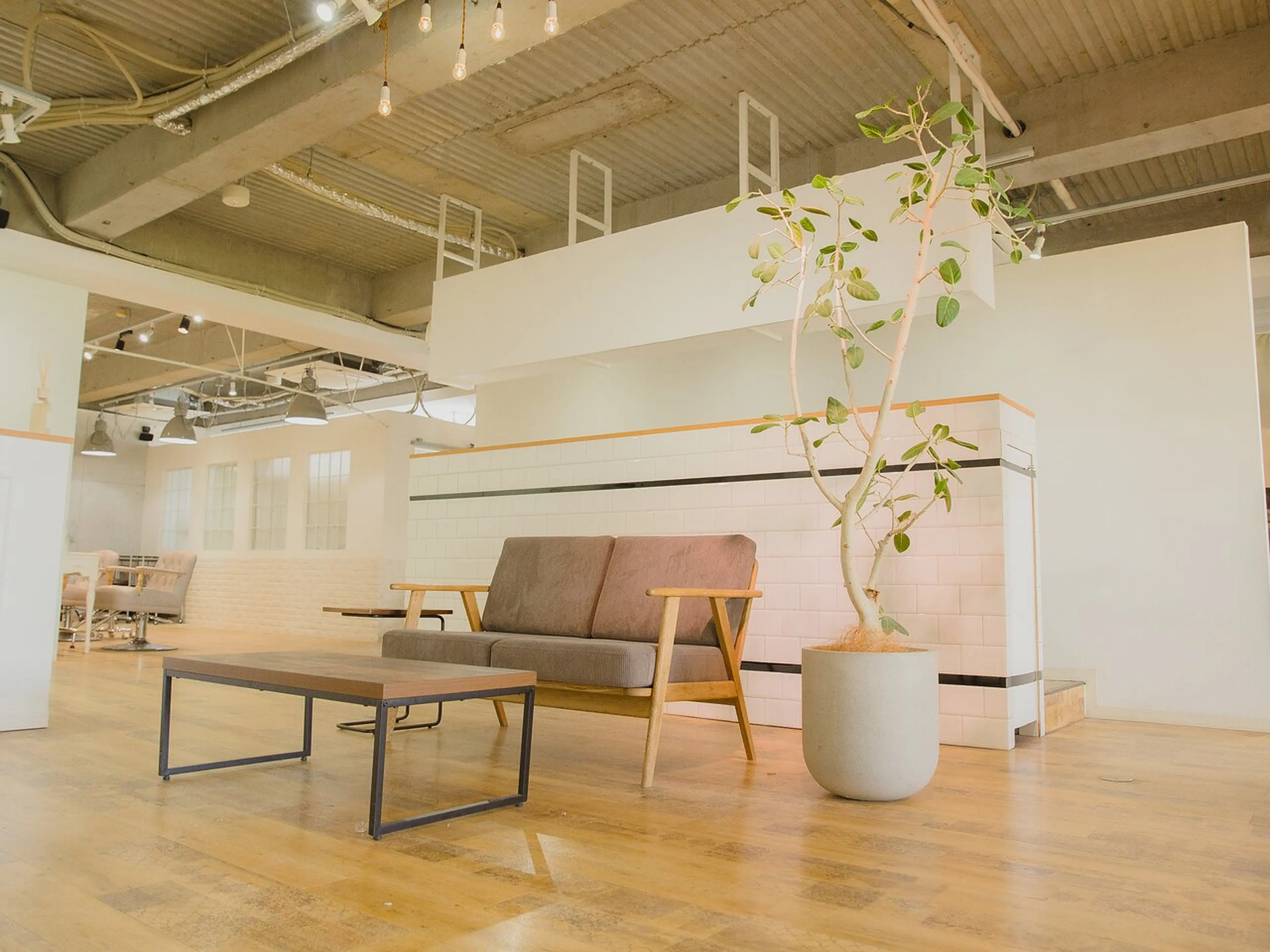 CÍENAの内観・外観1