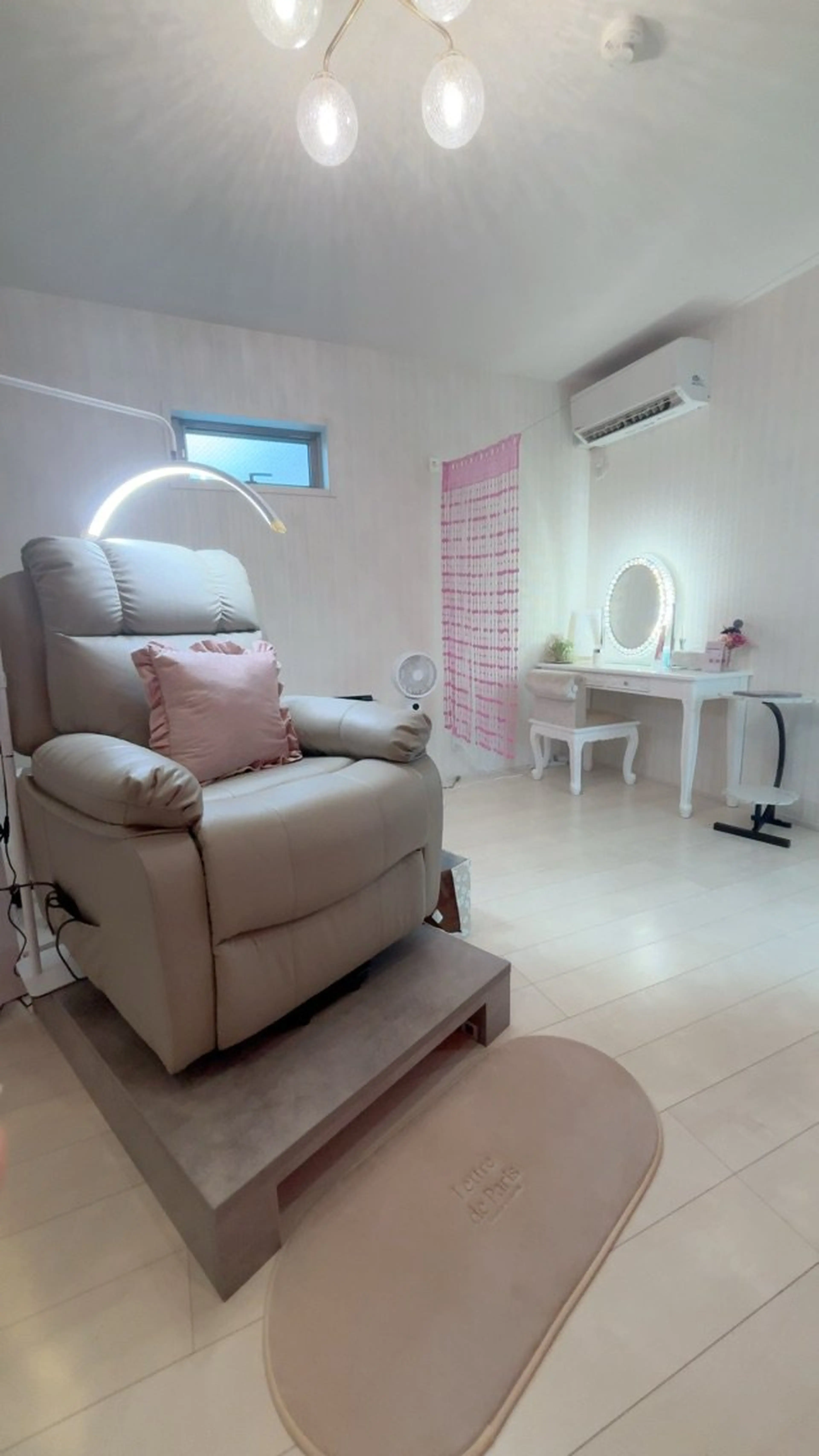 Velvet eyesの内観・外観2