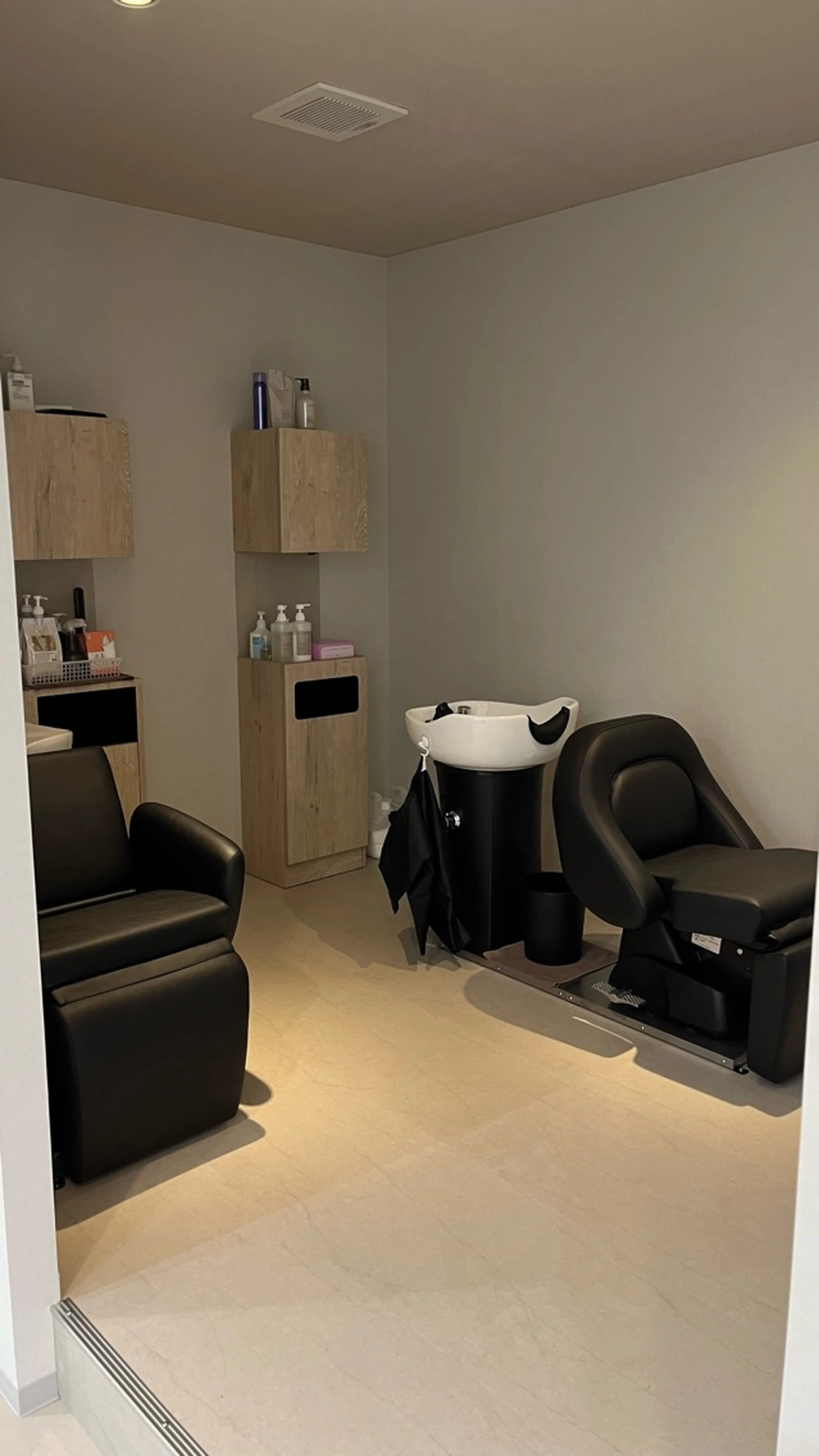 Agu hair zaccuの内観・外観2