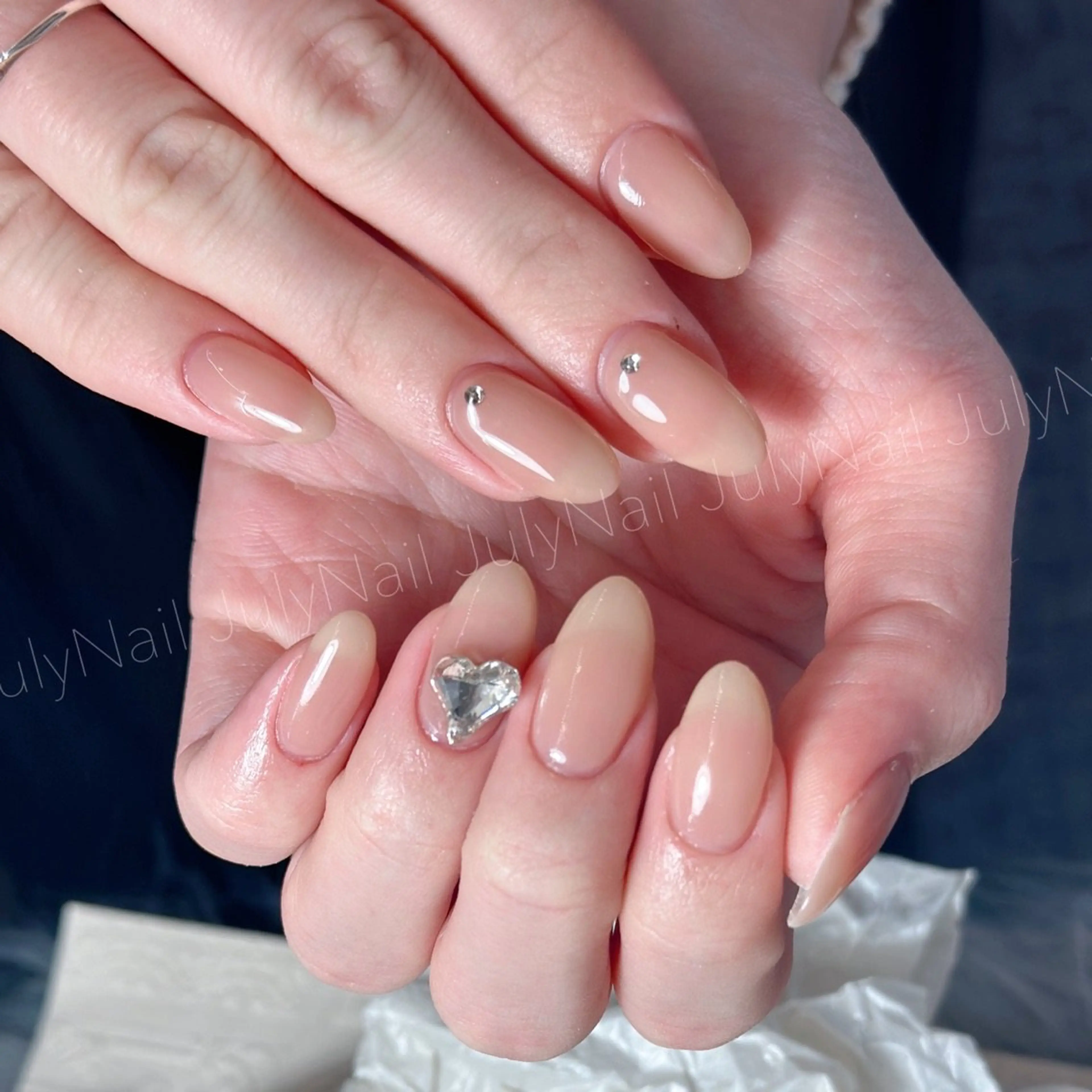 JulyNailの内観・外観2