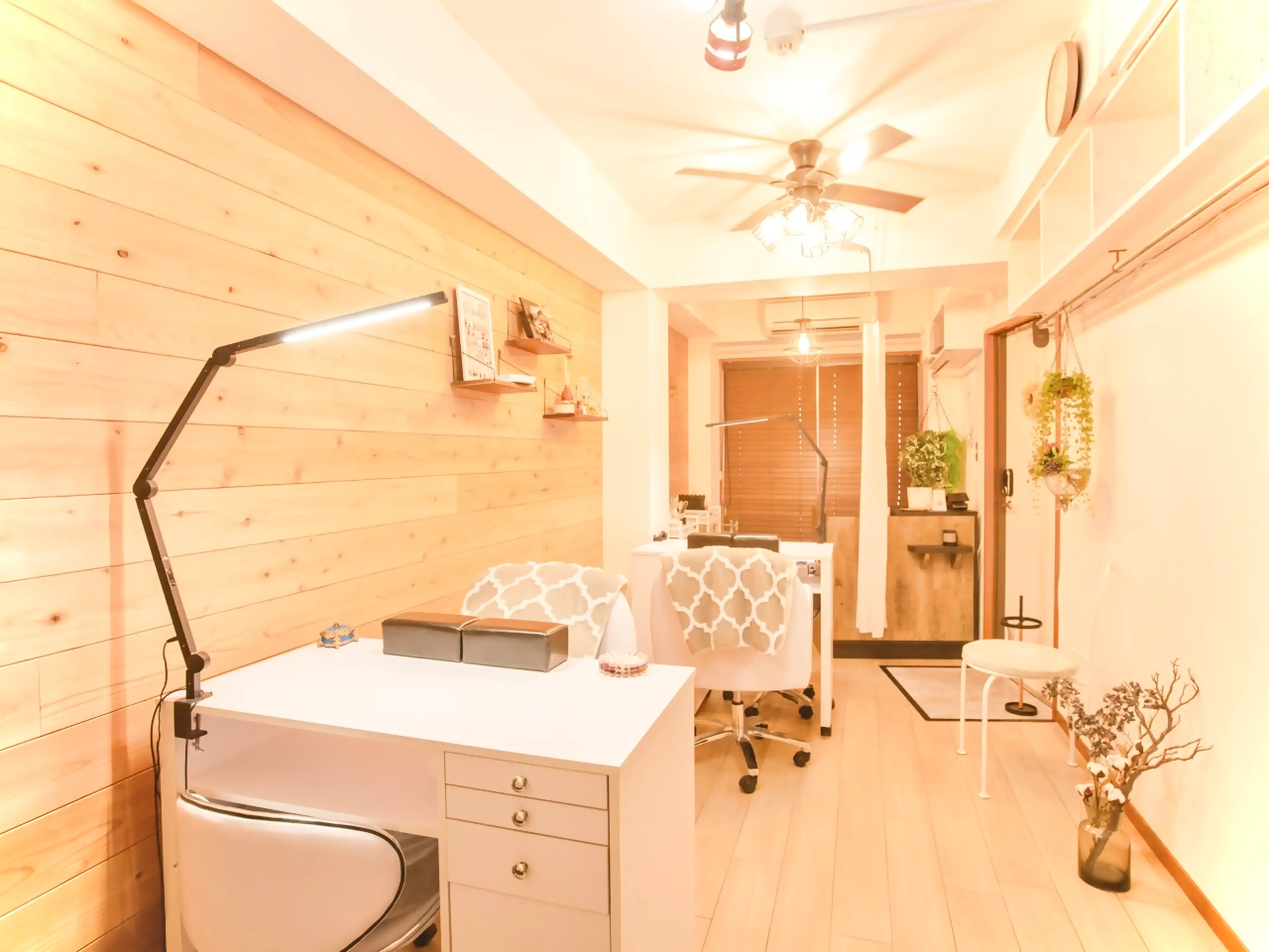 Nail salon t-under yuuchiの内観・外観3