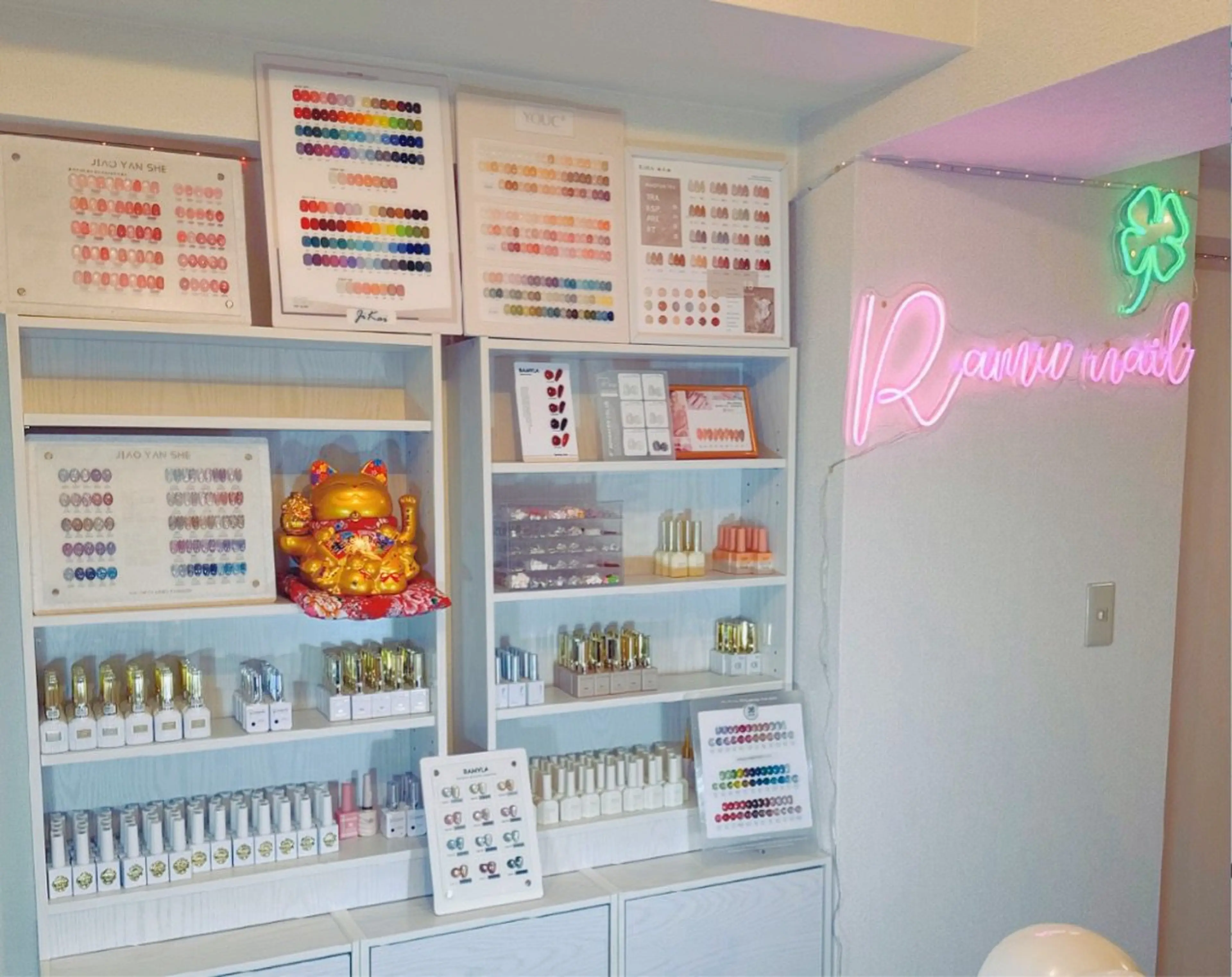 RAMU Nail  恵比寿店の内観・外観2