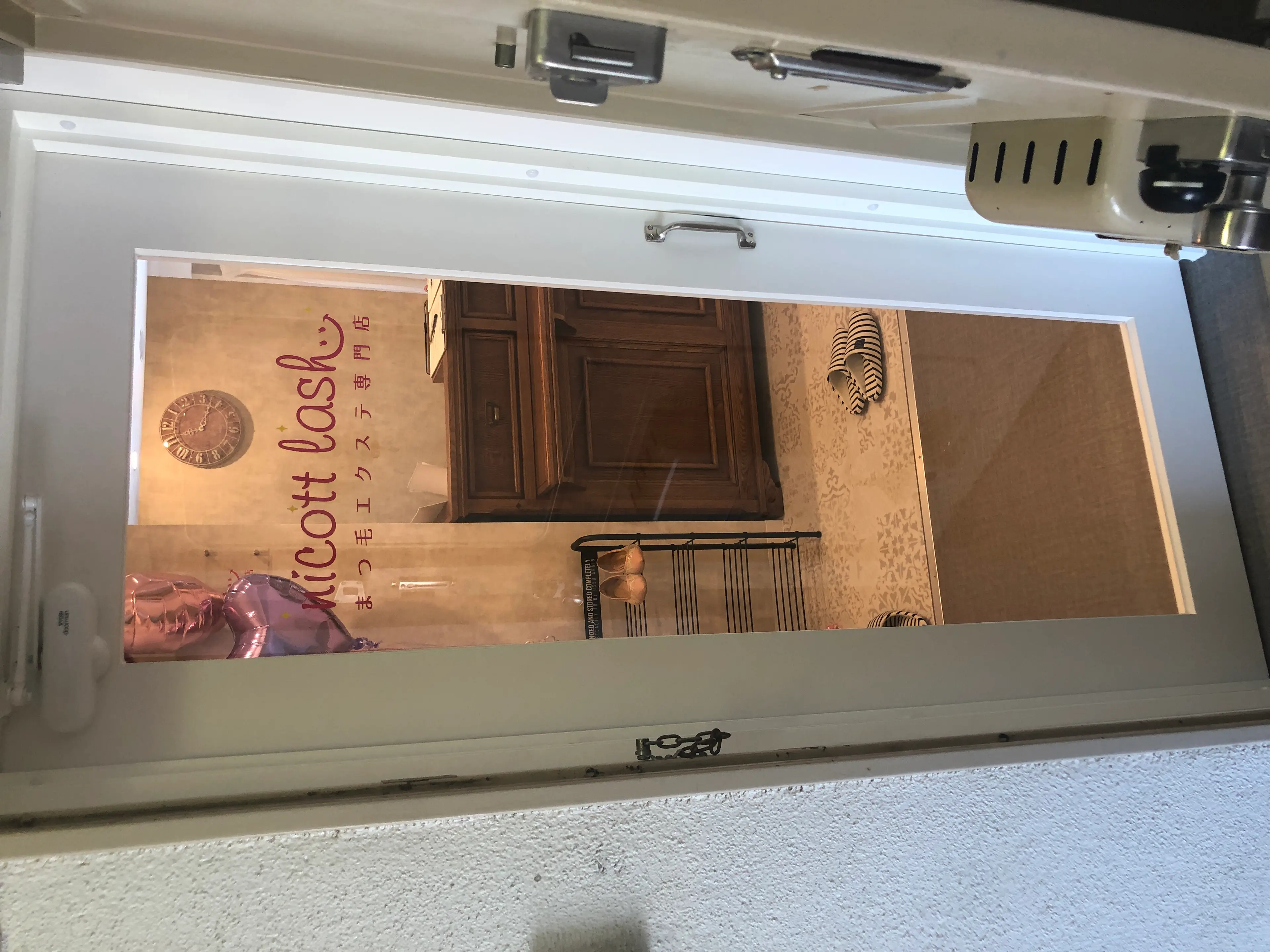 まつ毛エクステ専門【ニコットラッシュ表参道】パリジェンヌ&フラット&まつ毛パーマの内観・外観1