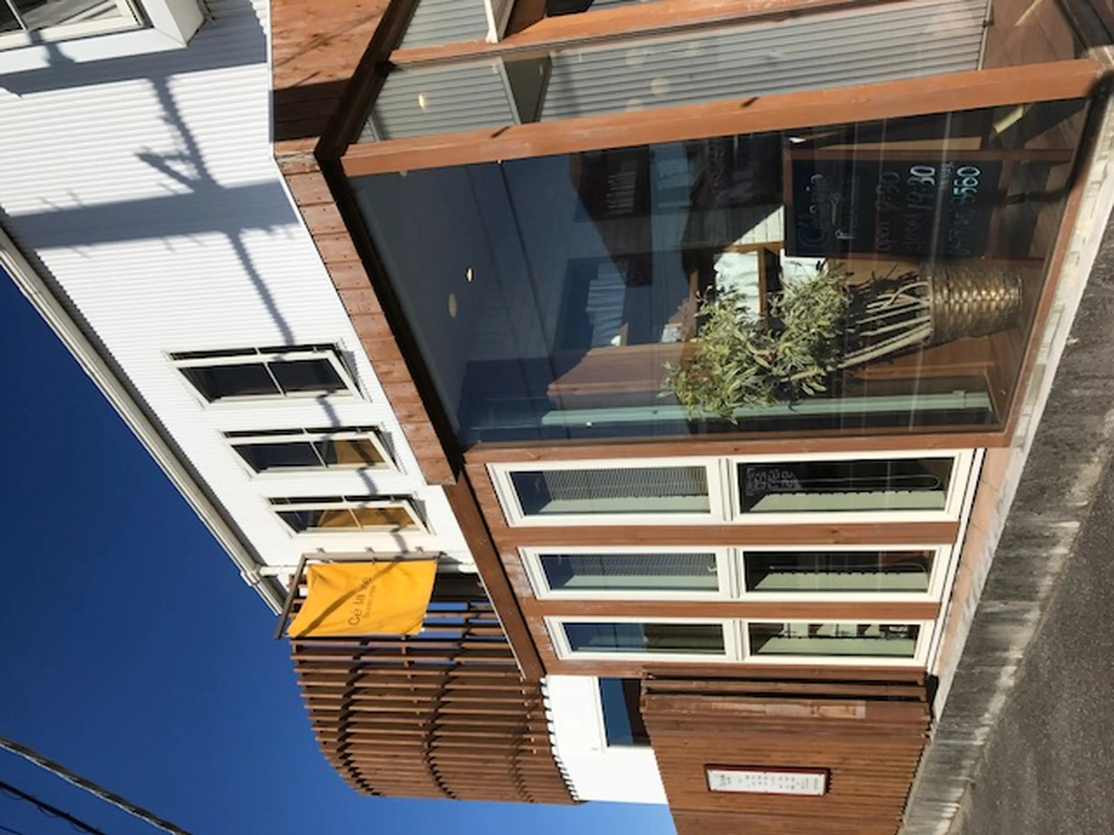 C'elavieの内観・外観1