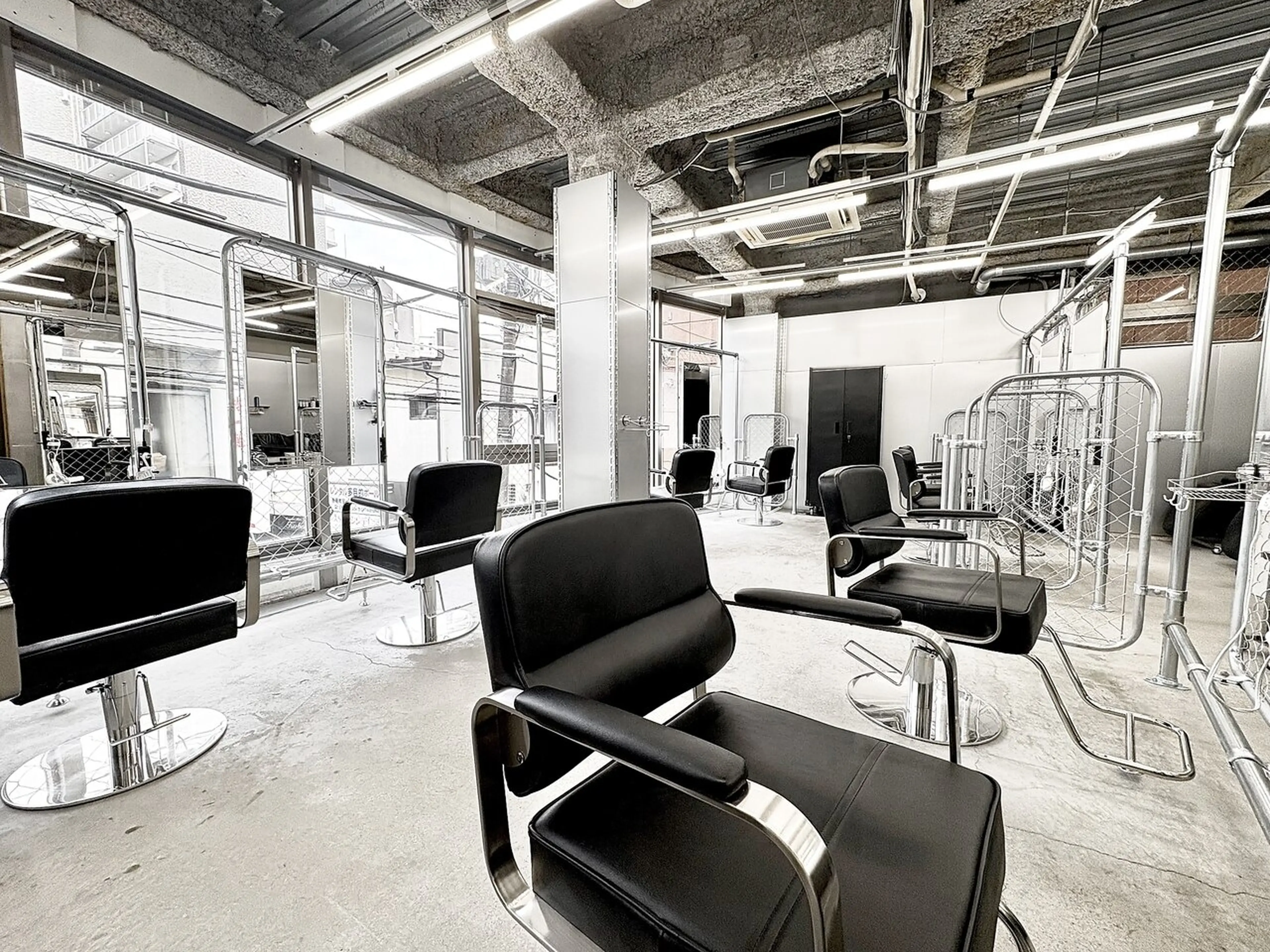 niftyの内観・外観1