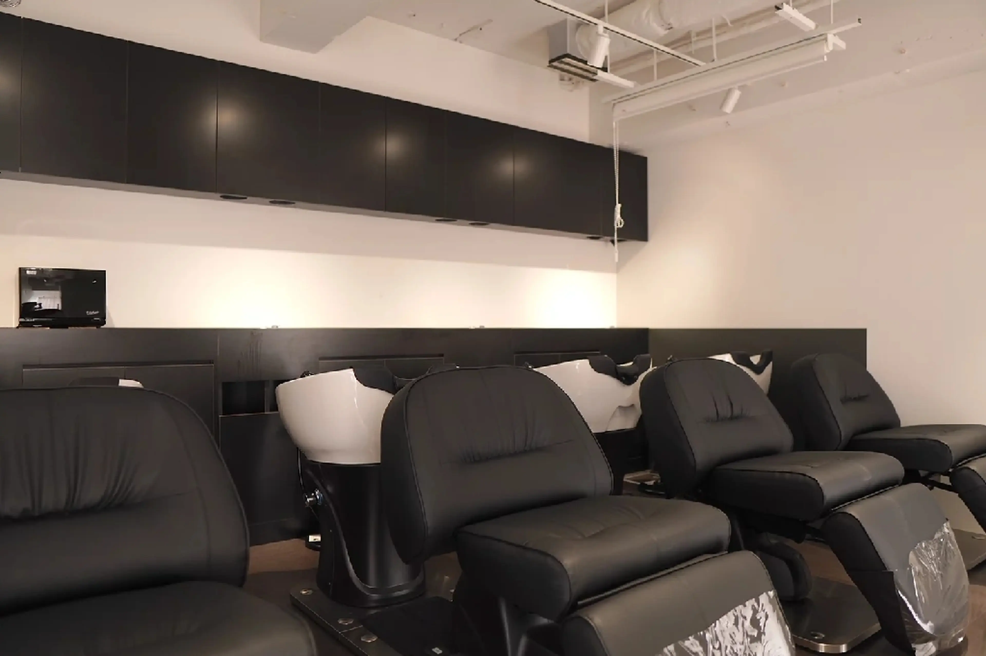 GO TODAY SHAiRE SALON 新宿店の内観・外観3