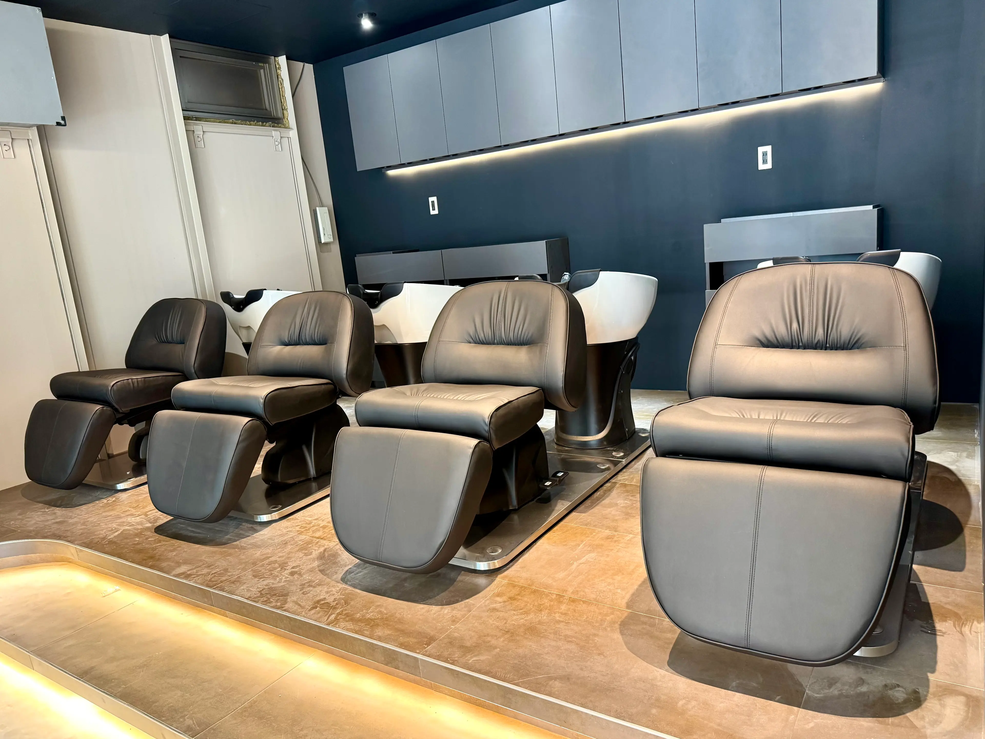 D.I.E.V.A銀座 艶髪/美髪質改善&トリートメントの内観・外観3