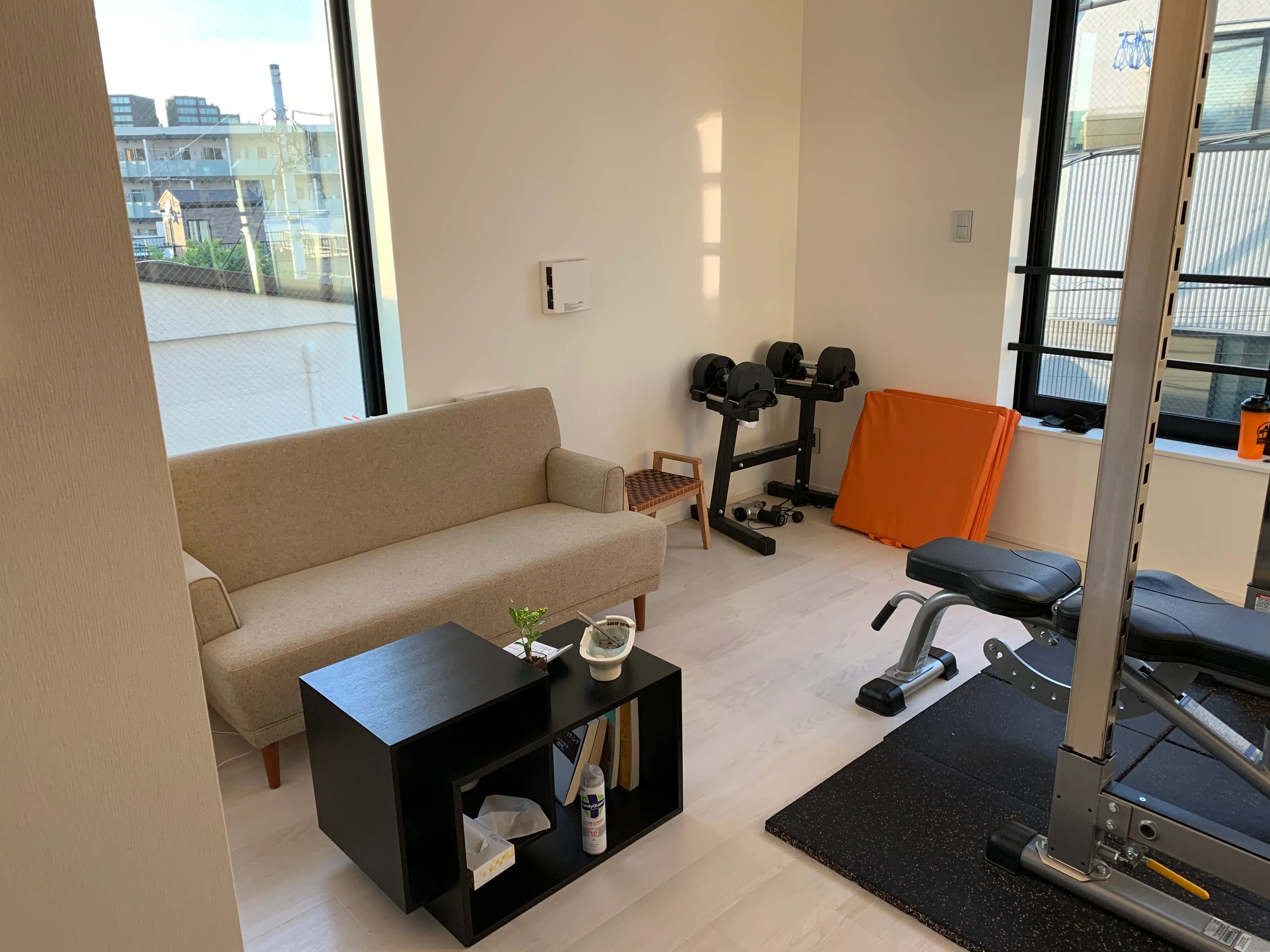 AWESOME GYMの内観・外観2