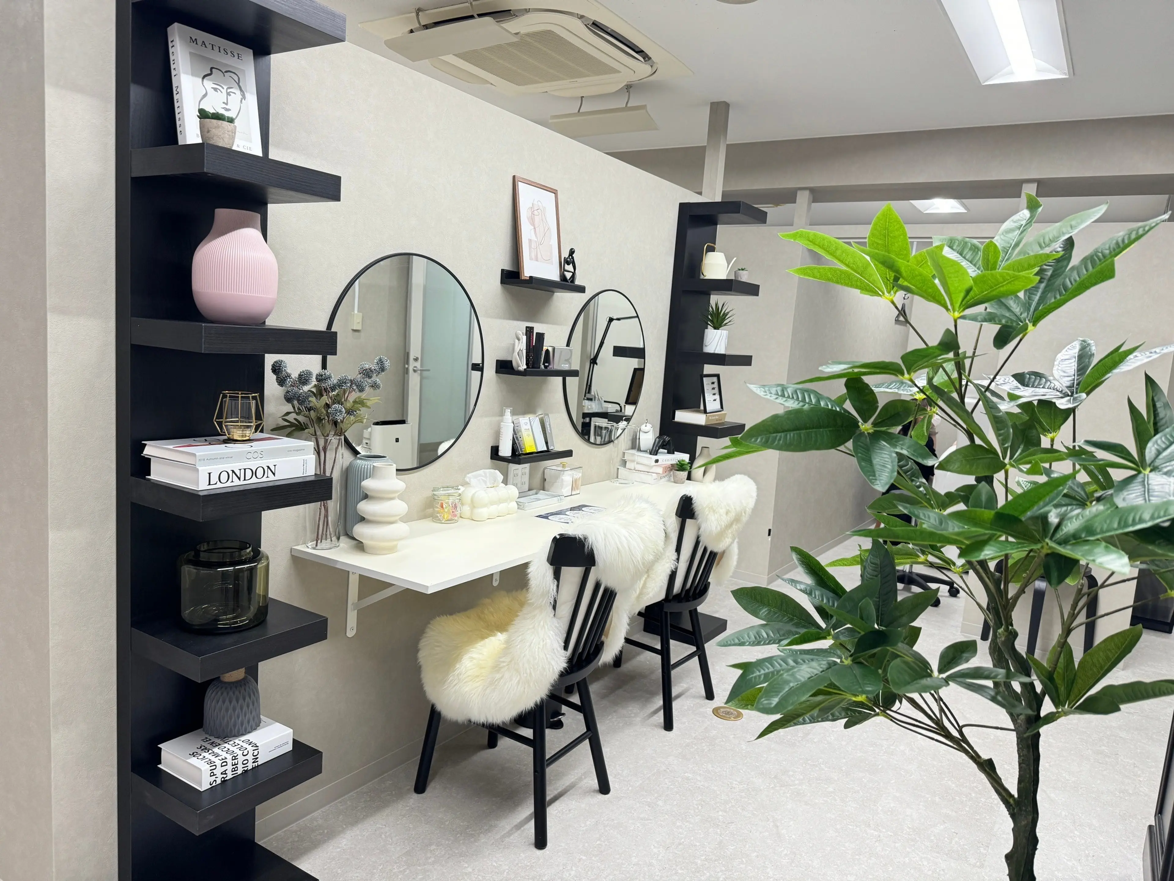 Crescent Eye 千葉店の内観・外観2