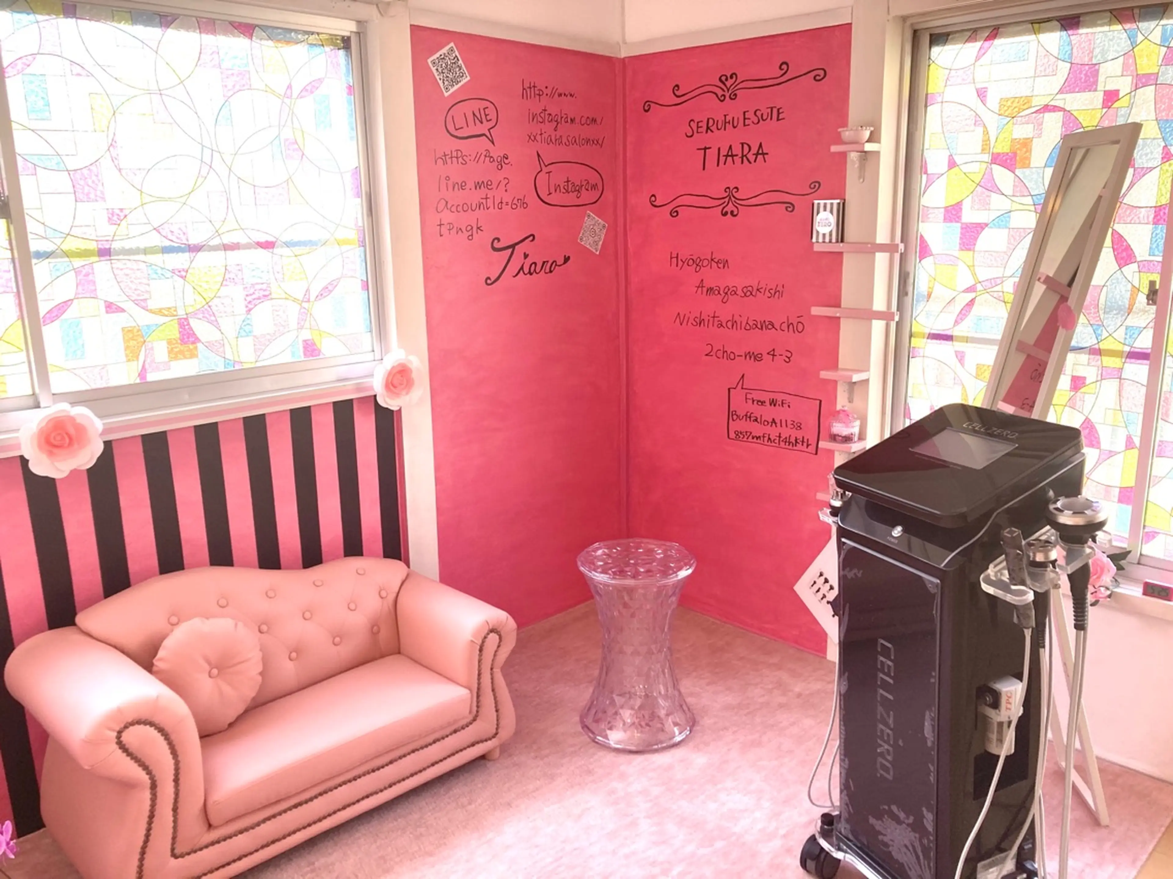 AIMの内観・外観3