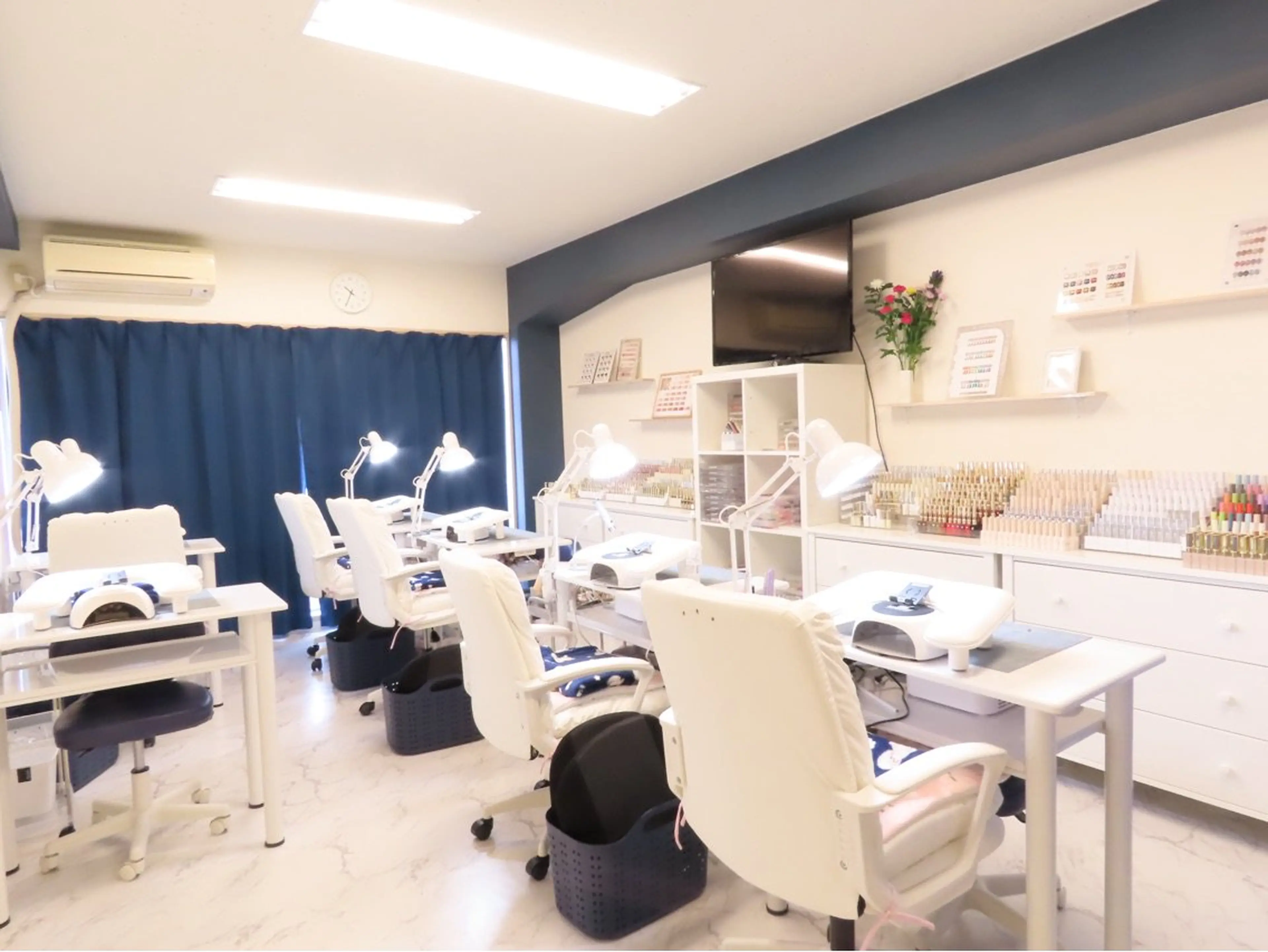 GOTE KAWA Nail Salon(ゴテかわ)の内観・外観1