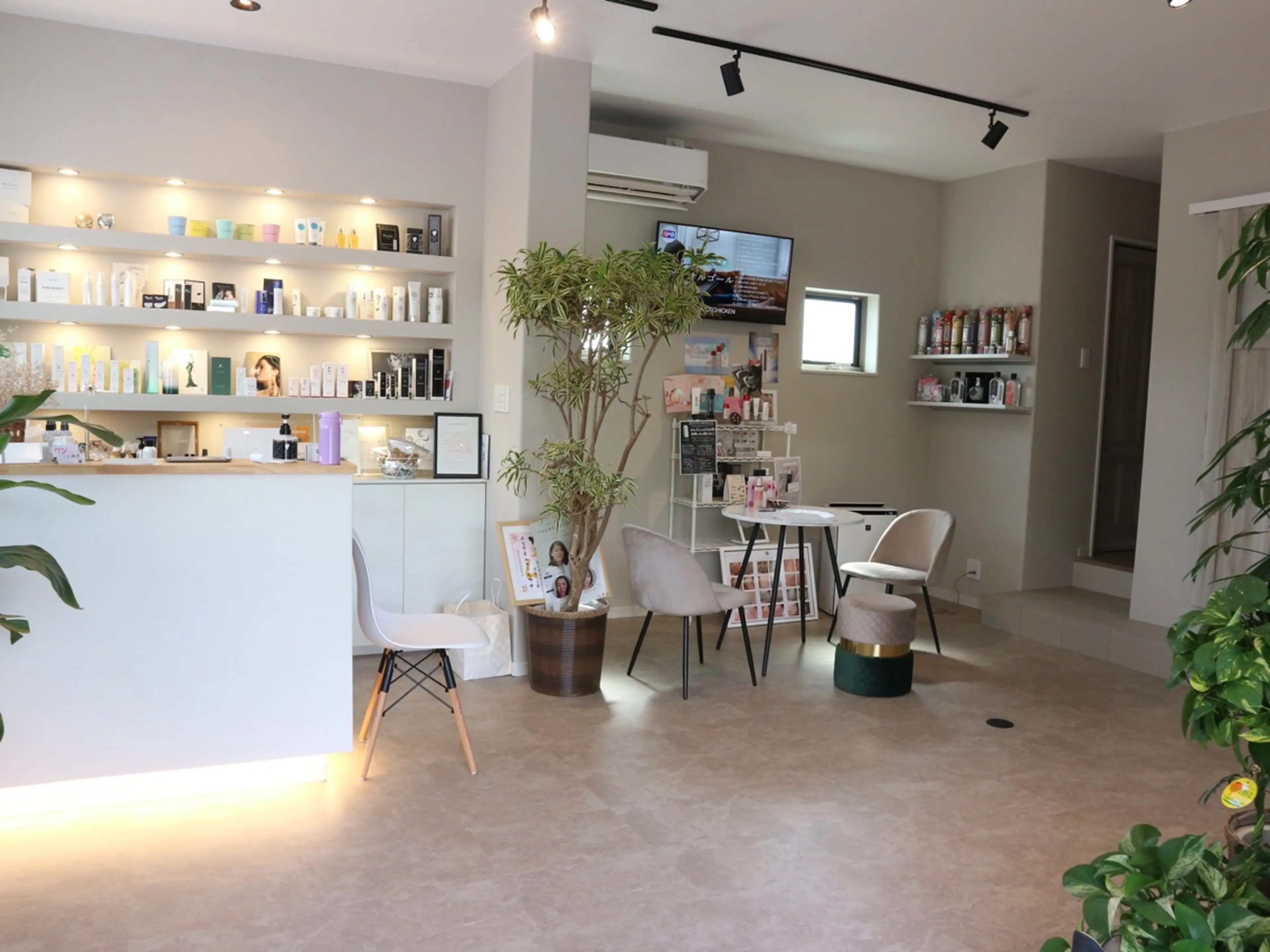 Salon.Luanaの内観・外観1