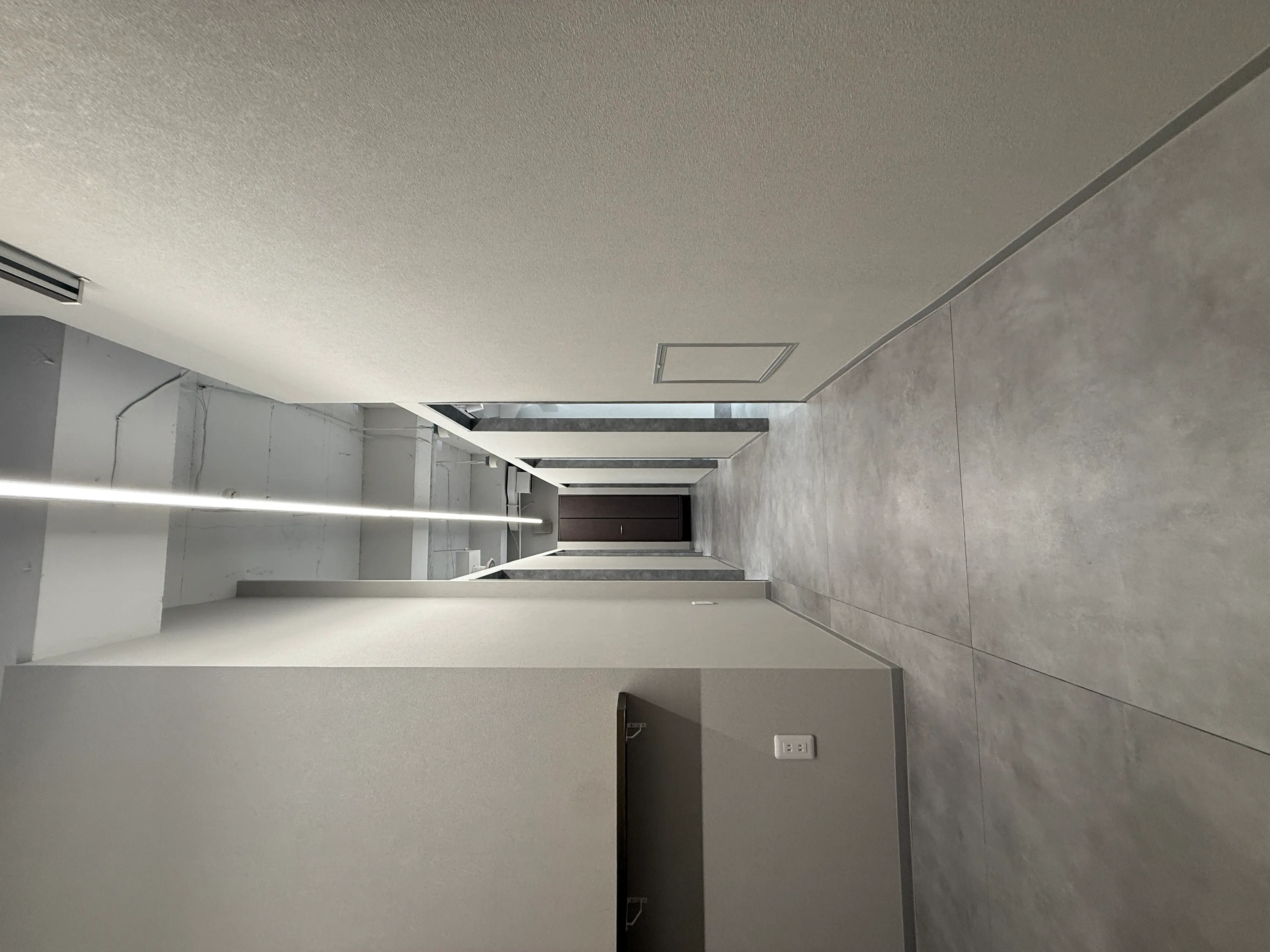 髪質改善 個室サロン Atras.salon (アトラス)札幌大通り 美容室の内観・外観2