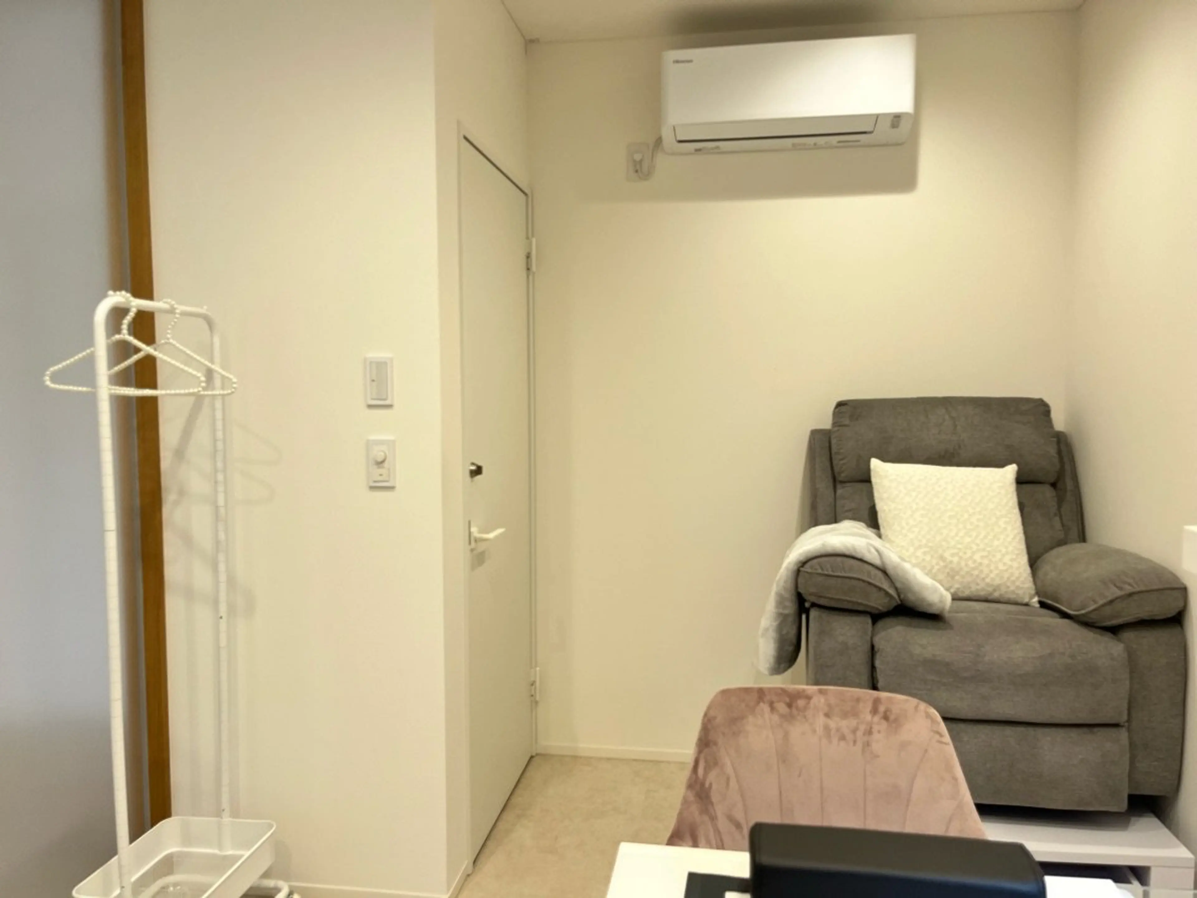 nail salon Qumの内観・外観2