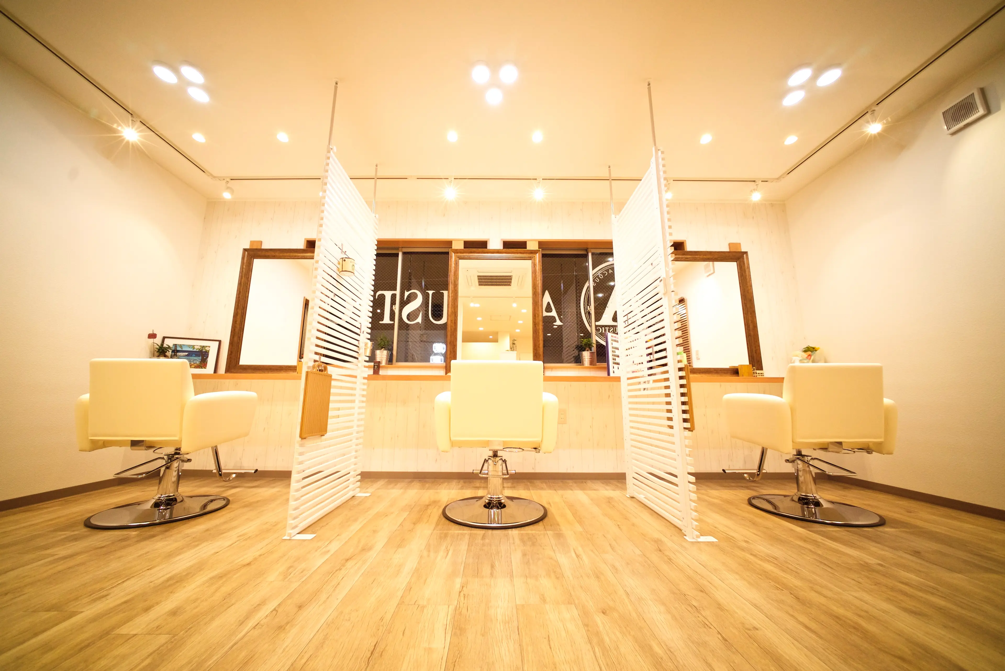 Hair Design ACOUSTICの内観・外観3