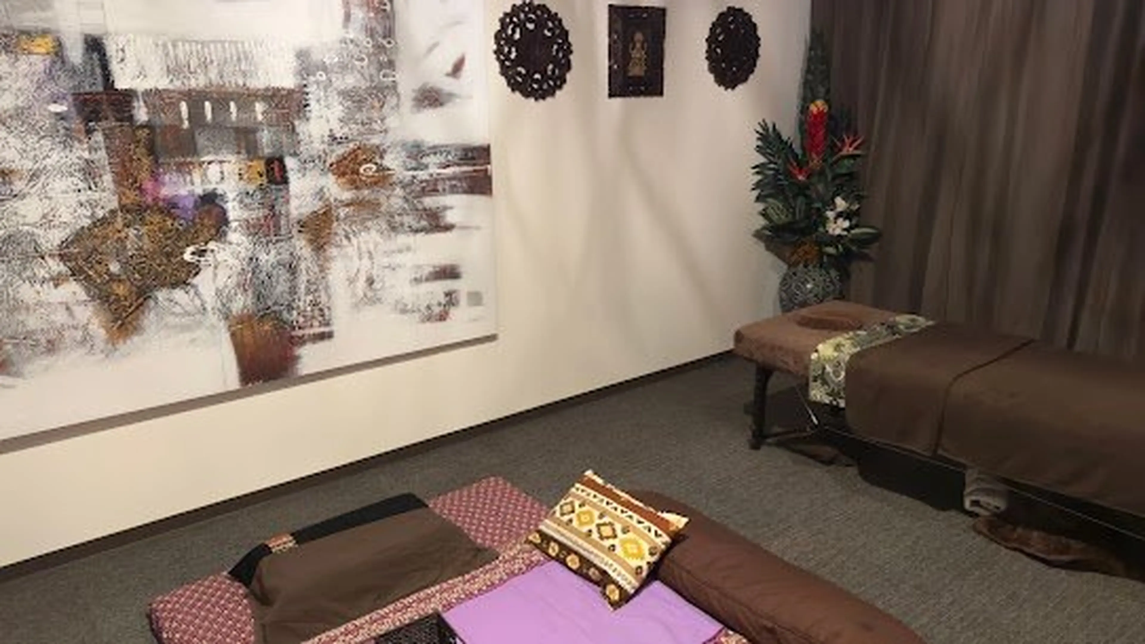 ラダシア岸根公園店の内観・外観3