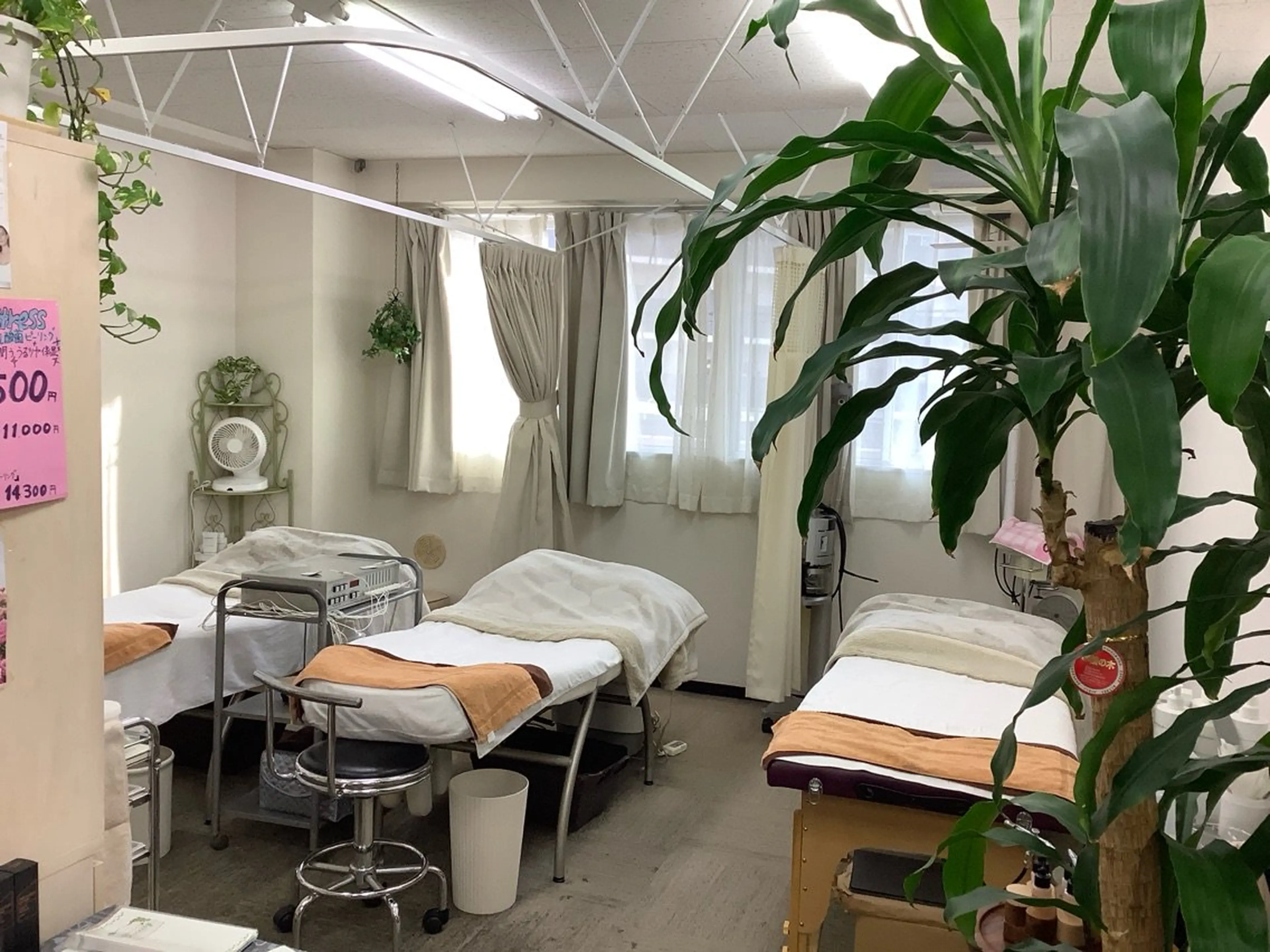 エステSerenityの内観・外観2