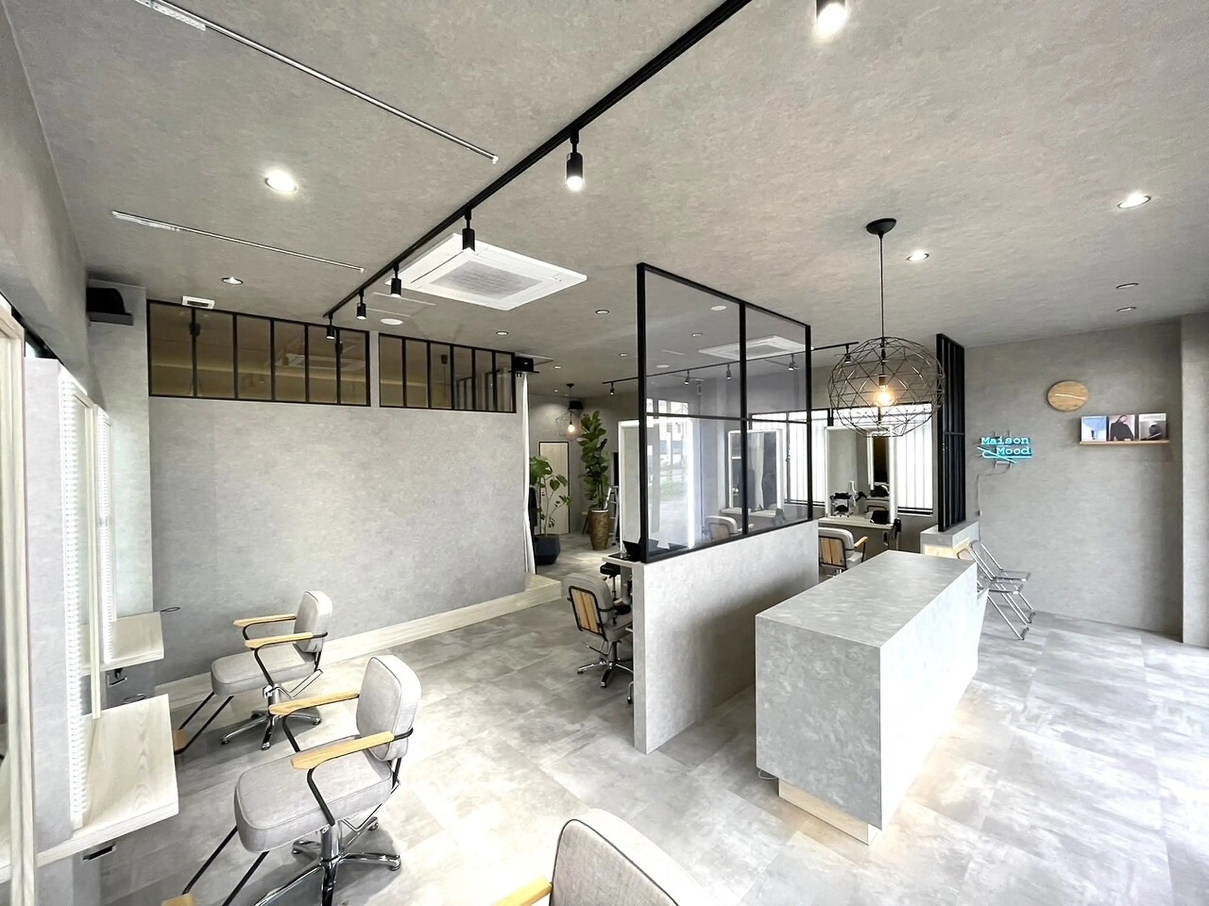 mood kanazawa（ムード）の内観・外観2