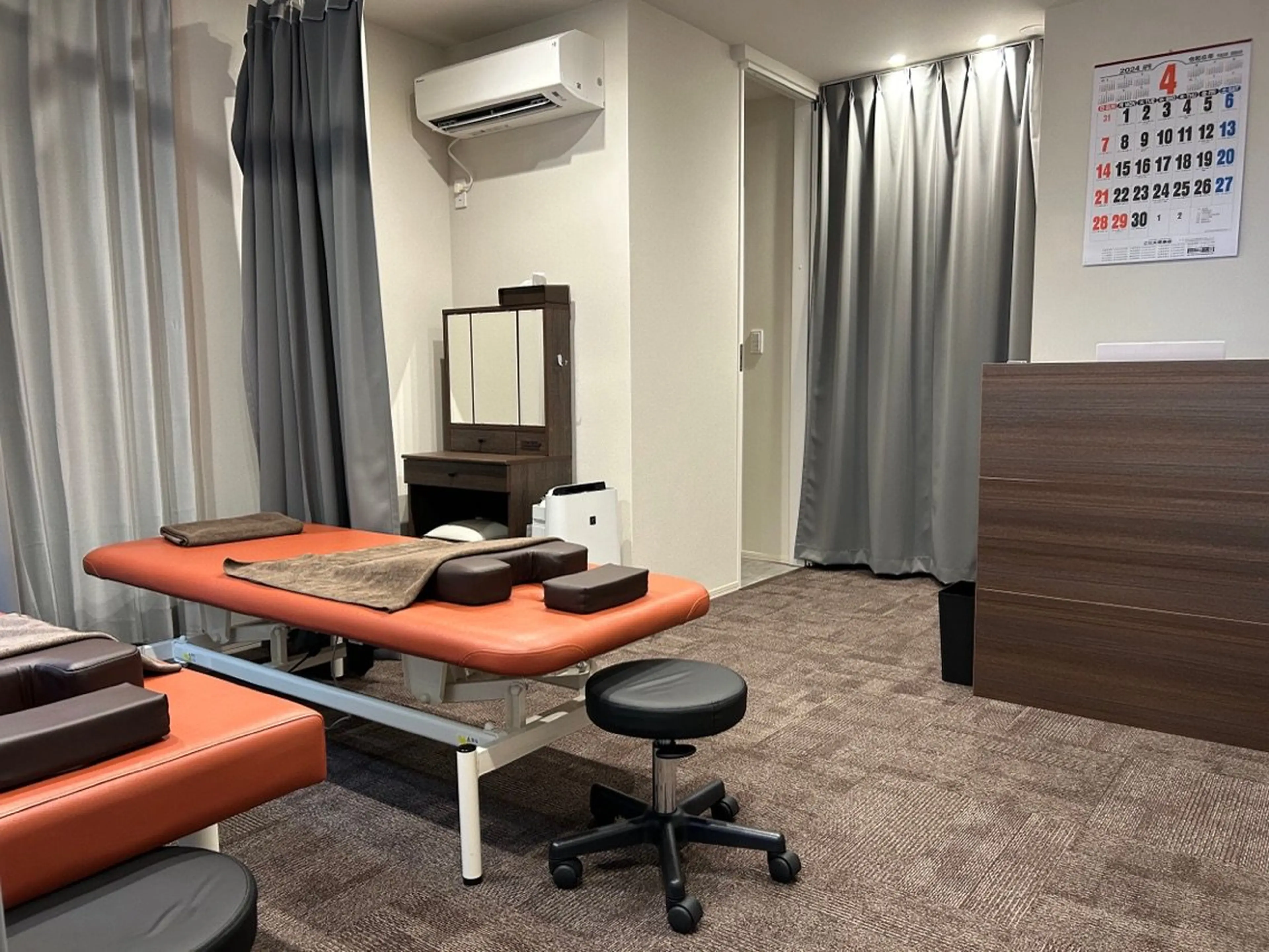 半蔵門駅前整体院の内観・外観2