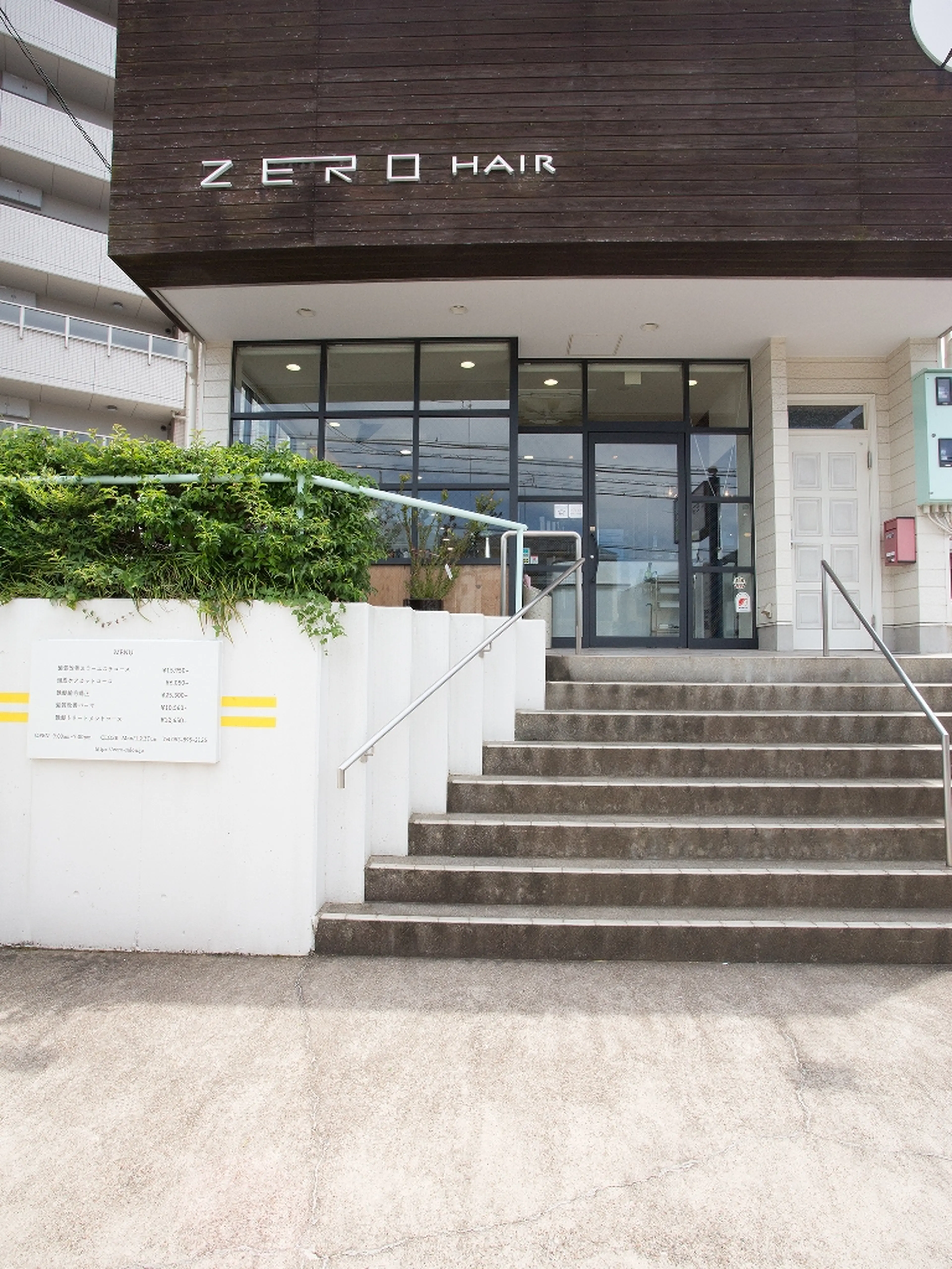 hair design ZEROの内観・外観1