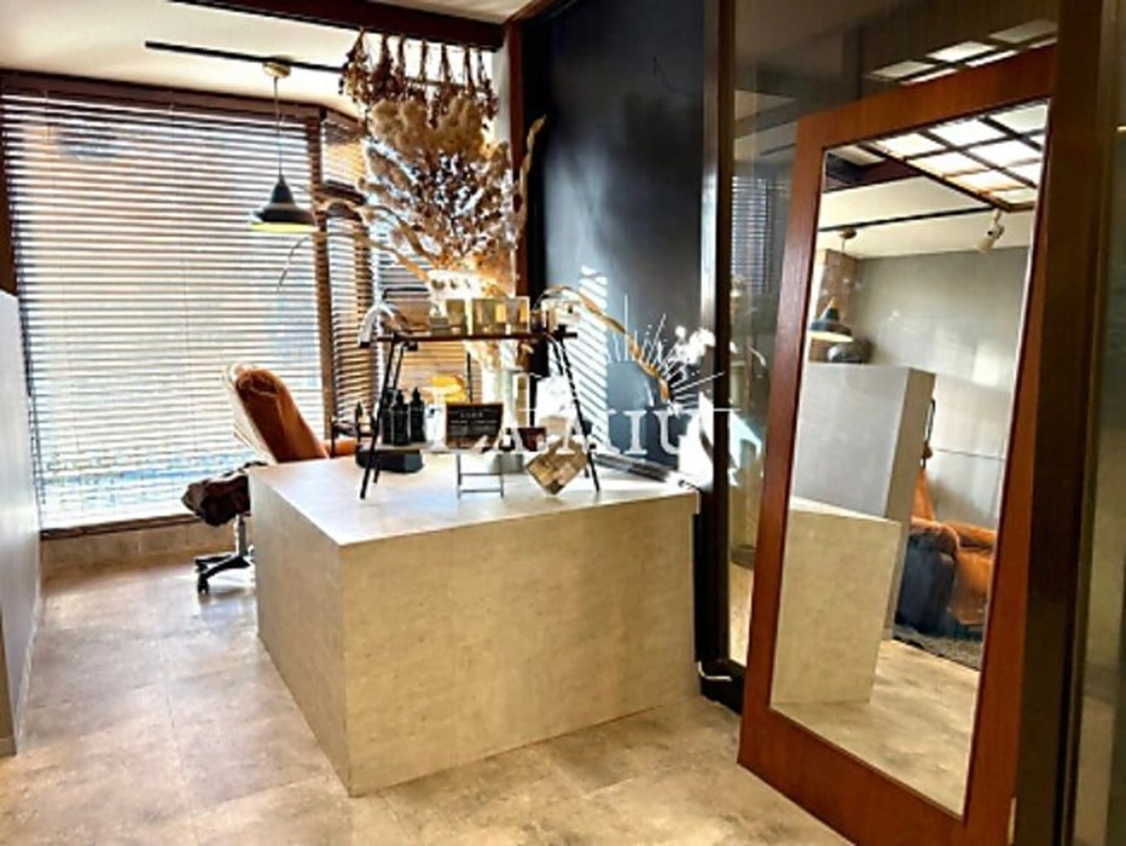 LA.MIU 国立の内観・外観3