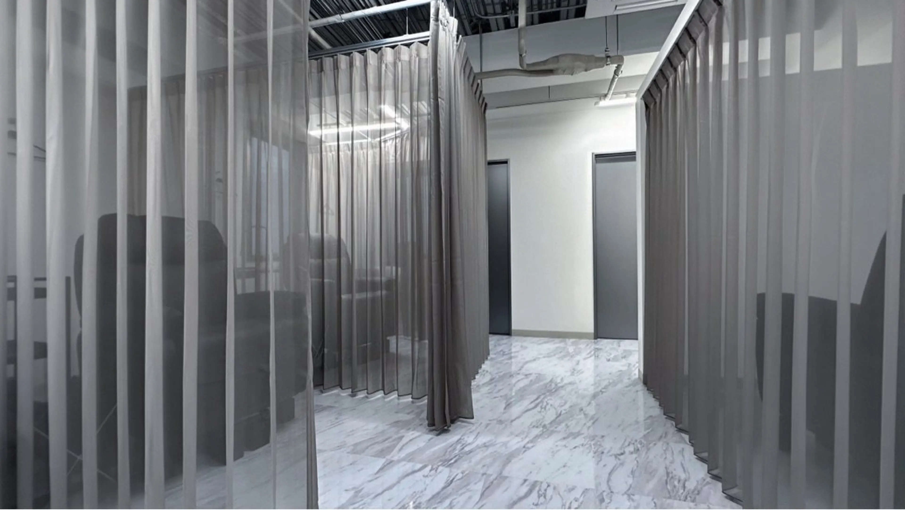 THREADの内観・外観2