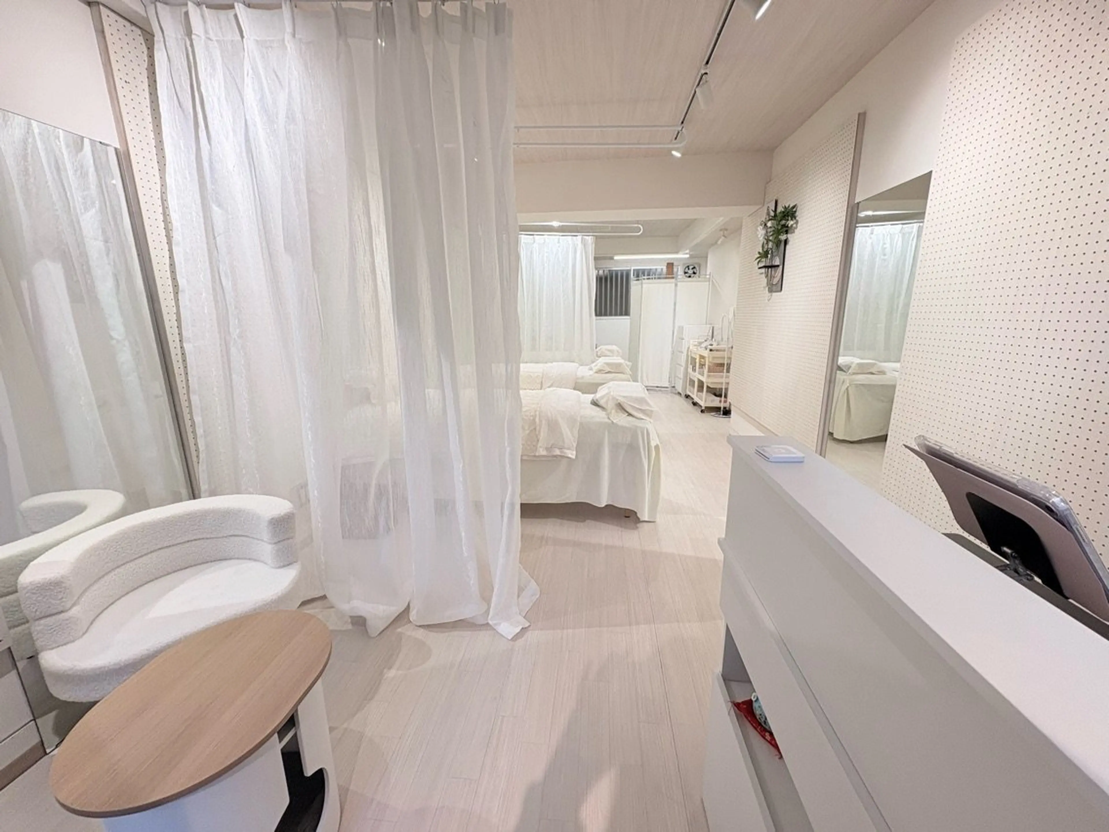 Aarti  エクステサロンの内観・外観2