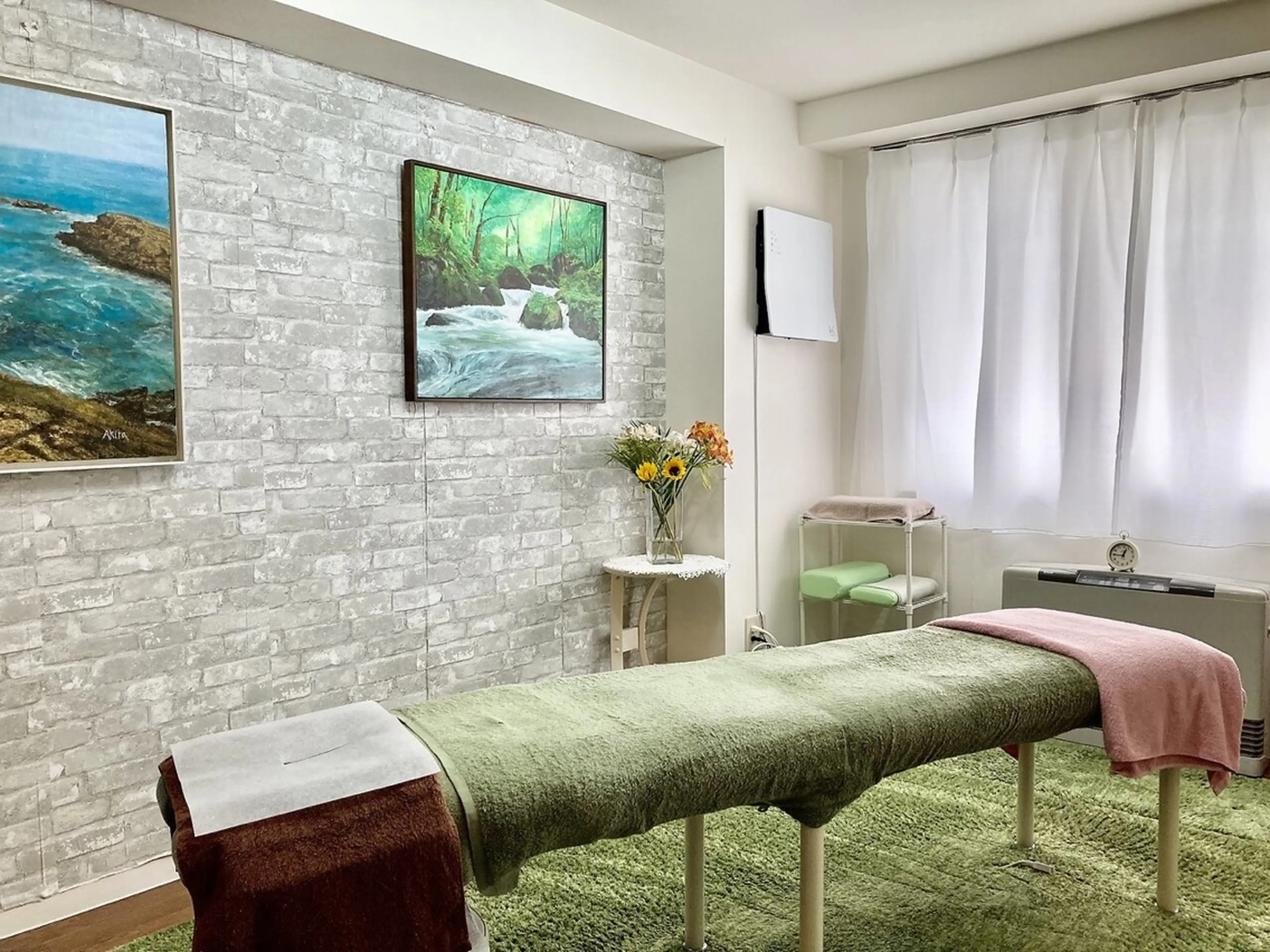 椎名亮  整体院の内観・外観1