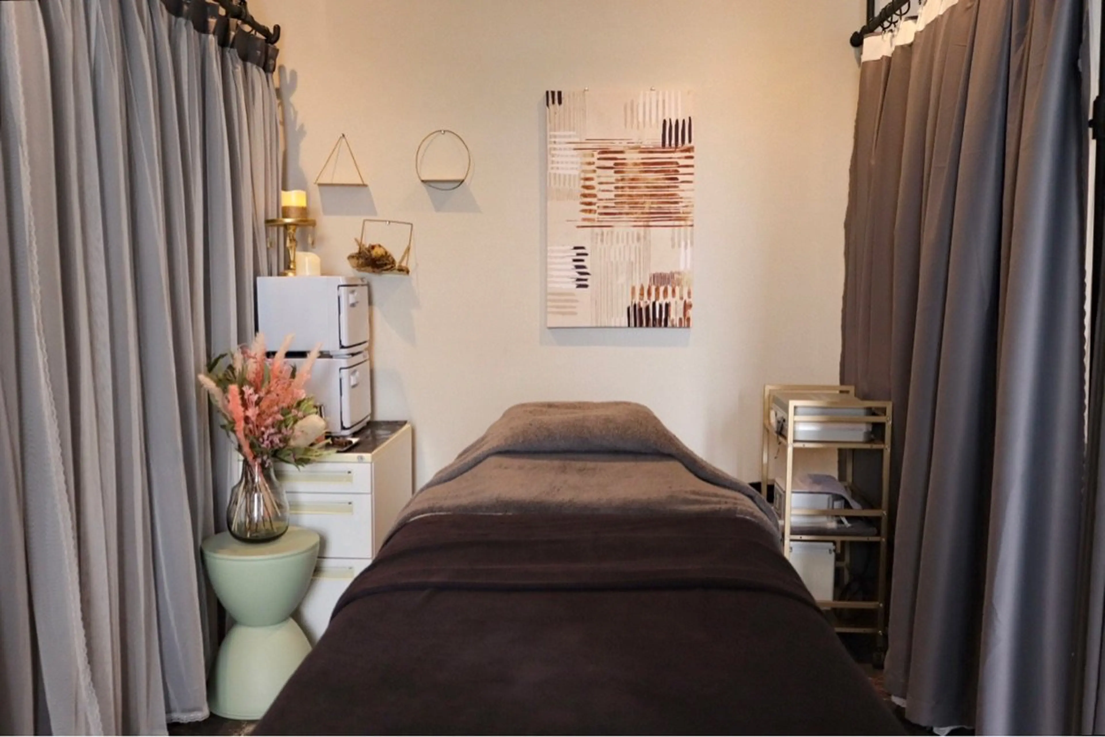 ドライヘッドスパ専門店Brain〈ﾌﾞﾚｲﾝ〉の内観・外観3