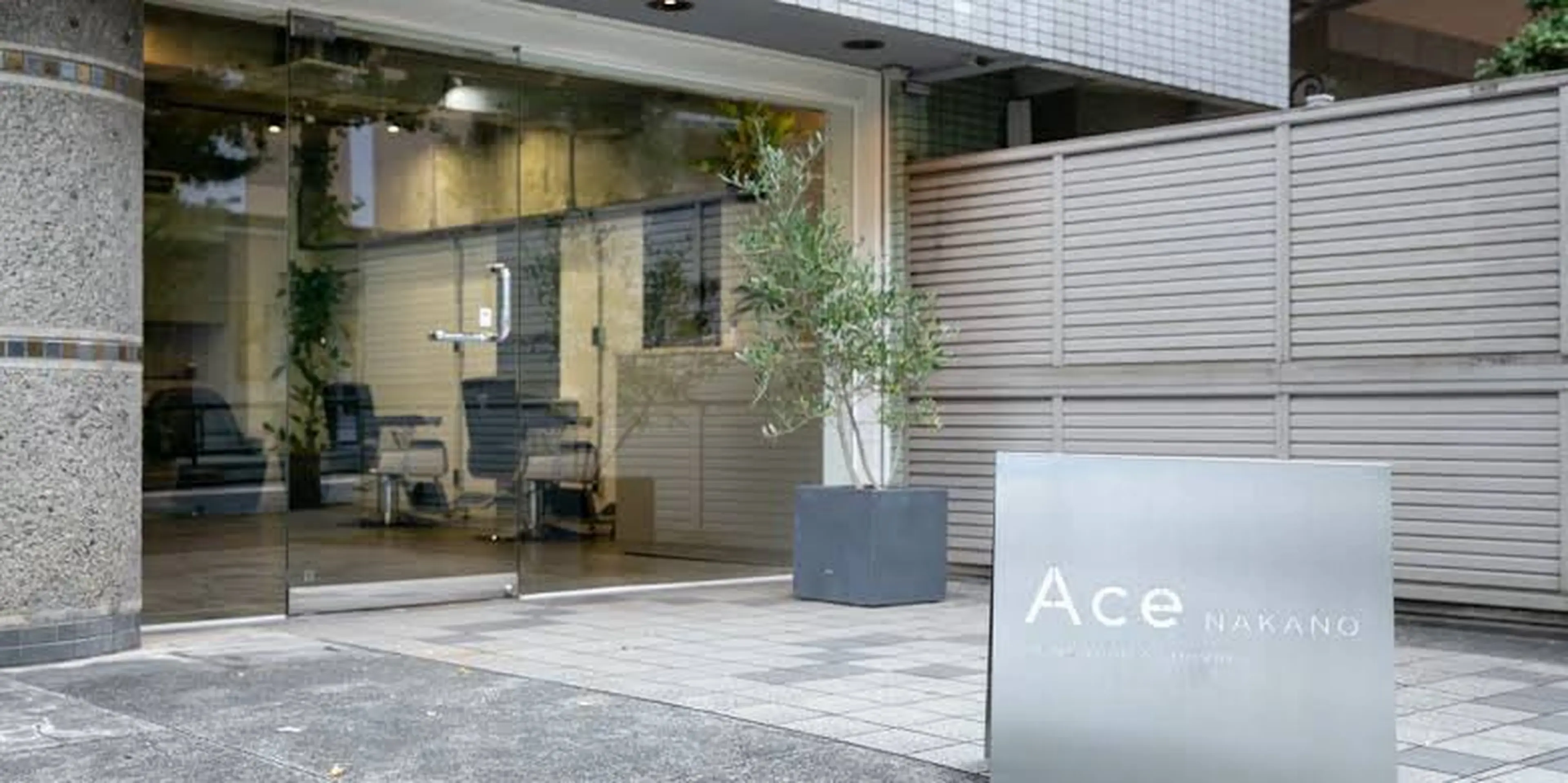 Men's Hair & Shaving Ace Nakanoの内観・外観2