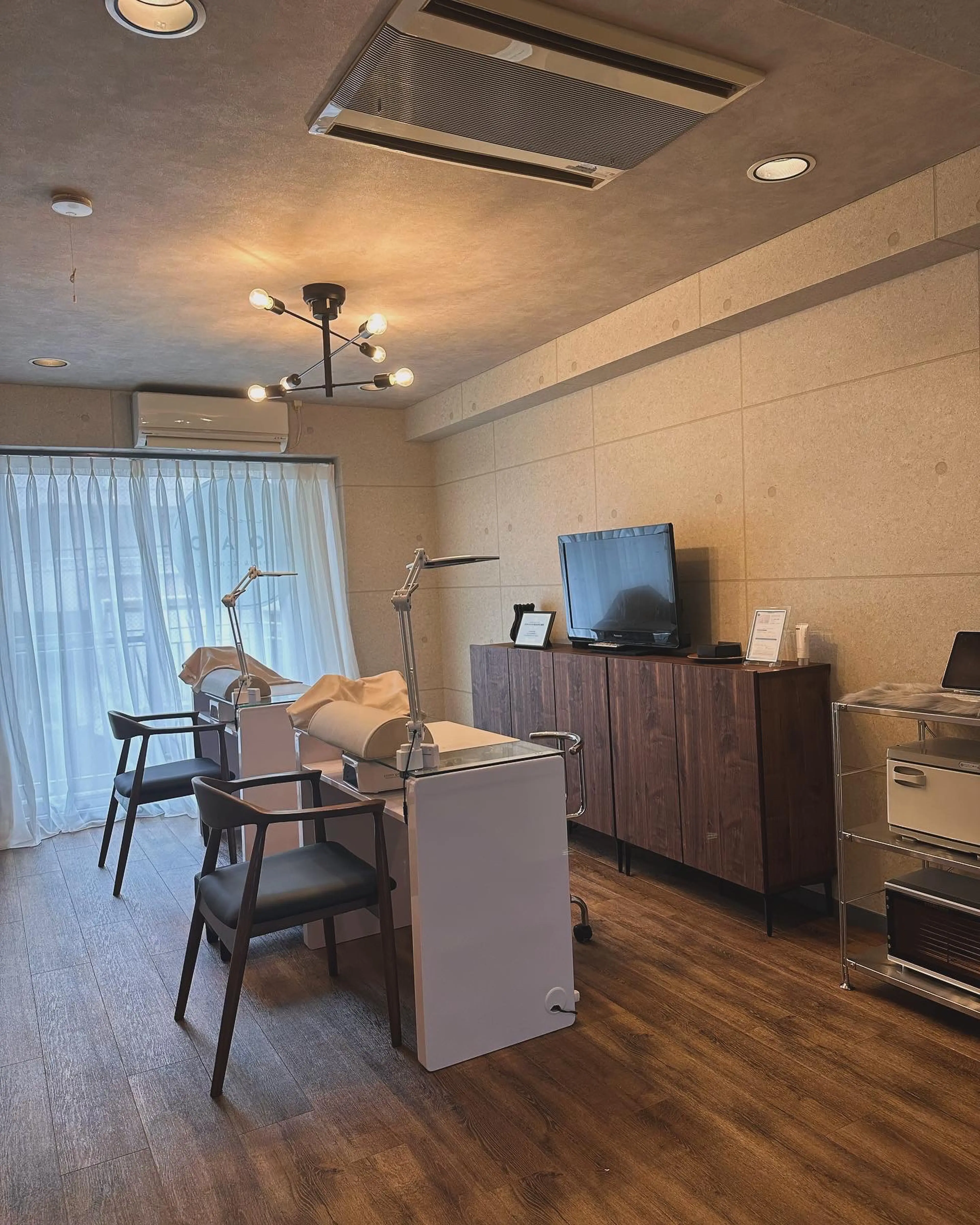 AOAO nail salon & schoolの内観・外観1