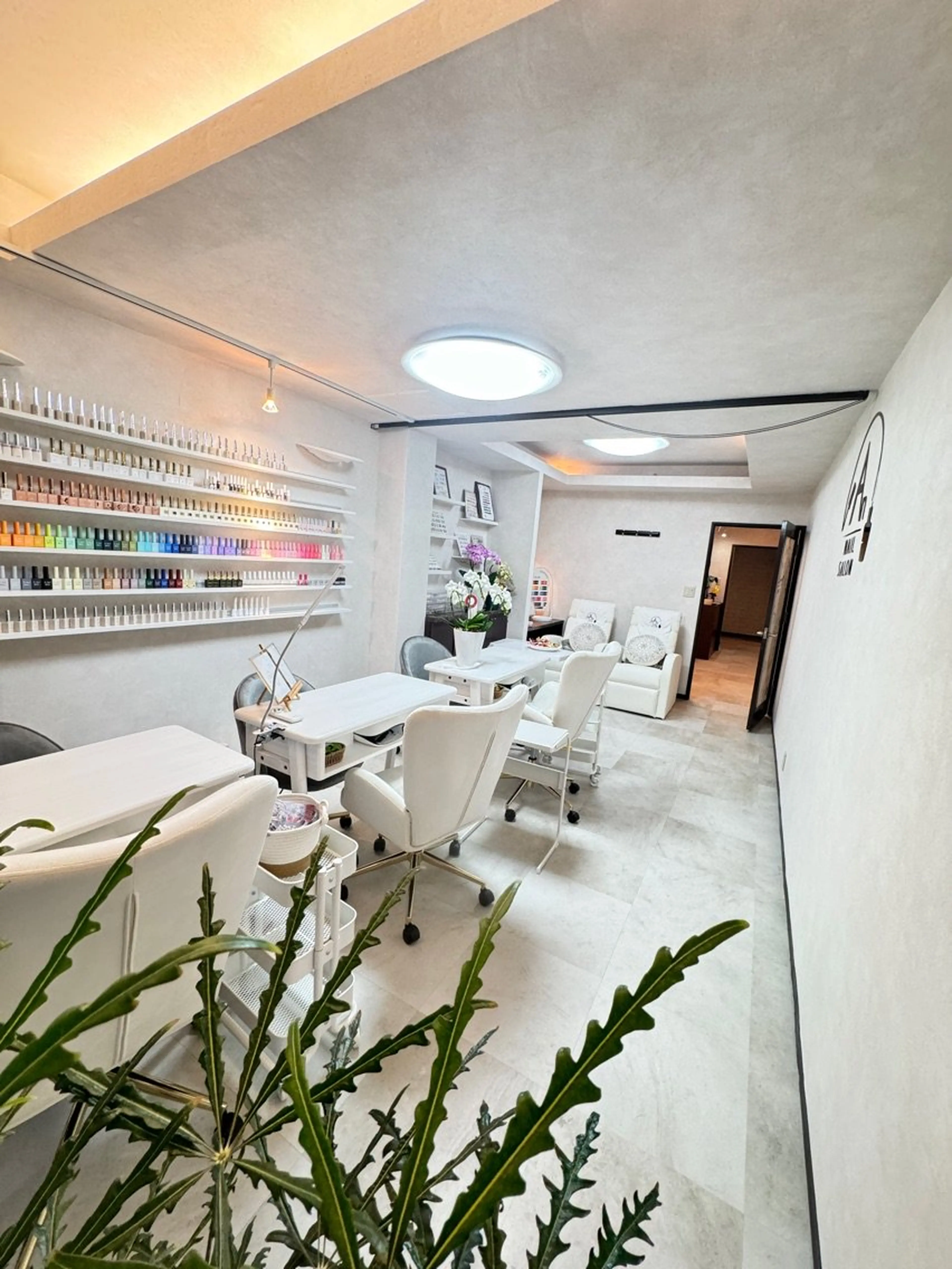 Mirinailsalonの内観・外観3