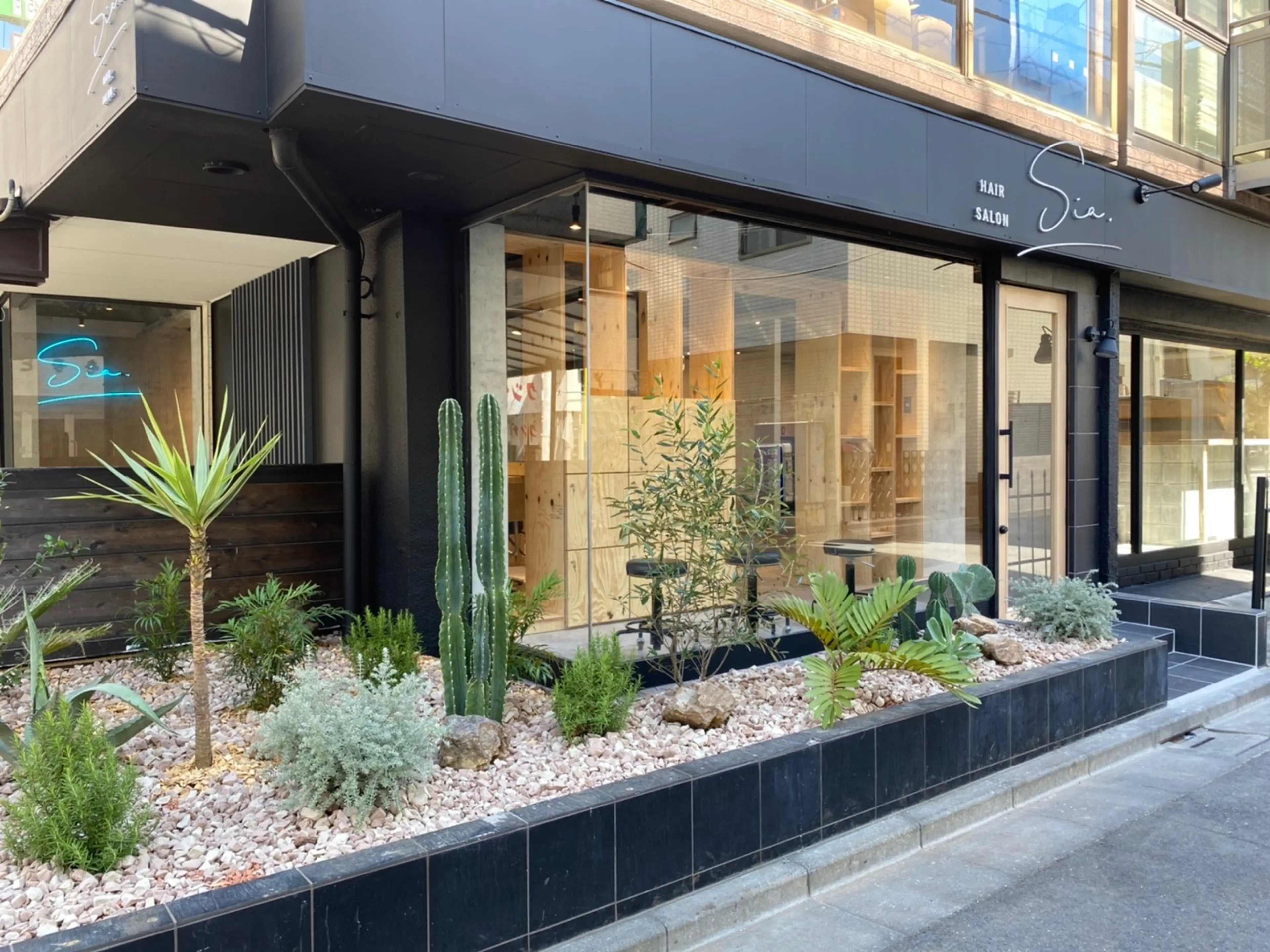 Siaの内観・外観2