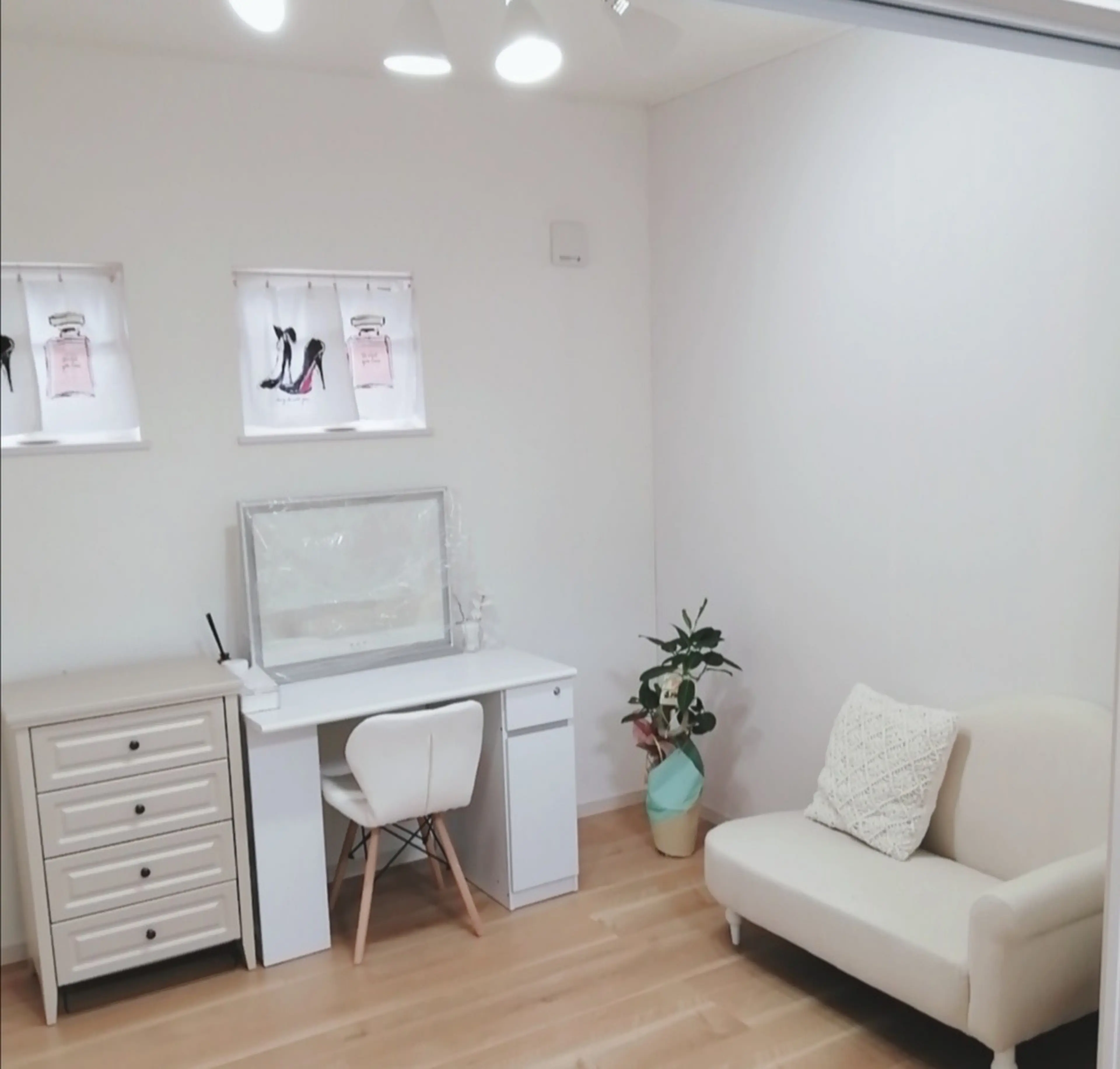 脱毛・ヘッドスパ専門店　epil  poil  COCO◇エピポワルココ◇の内観・外観2