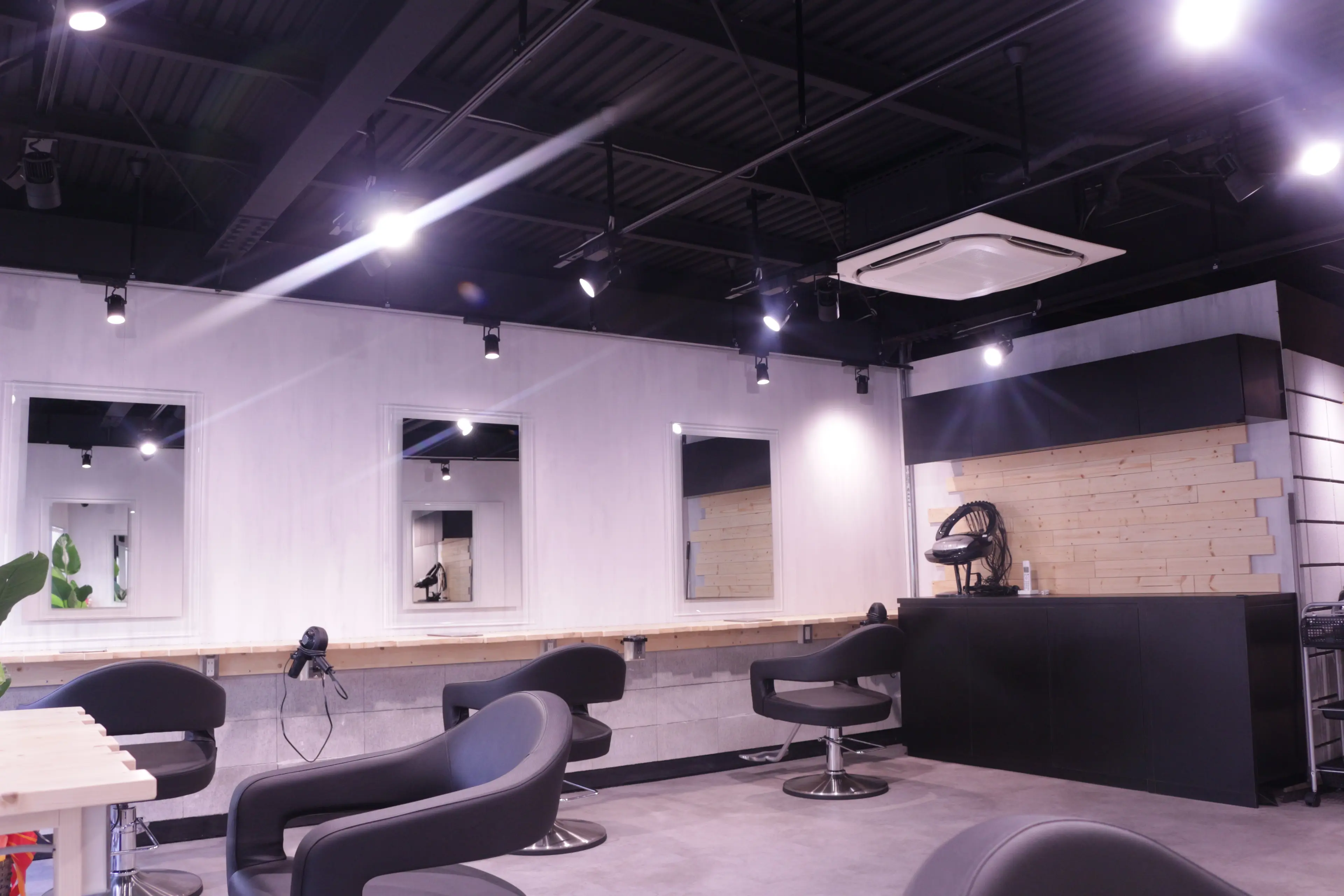 Storyの内観・外観3