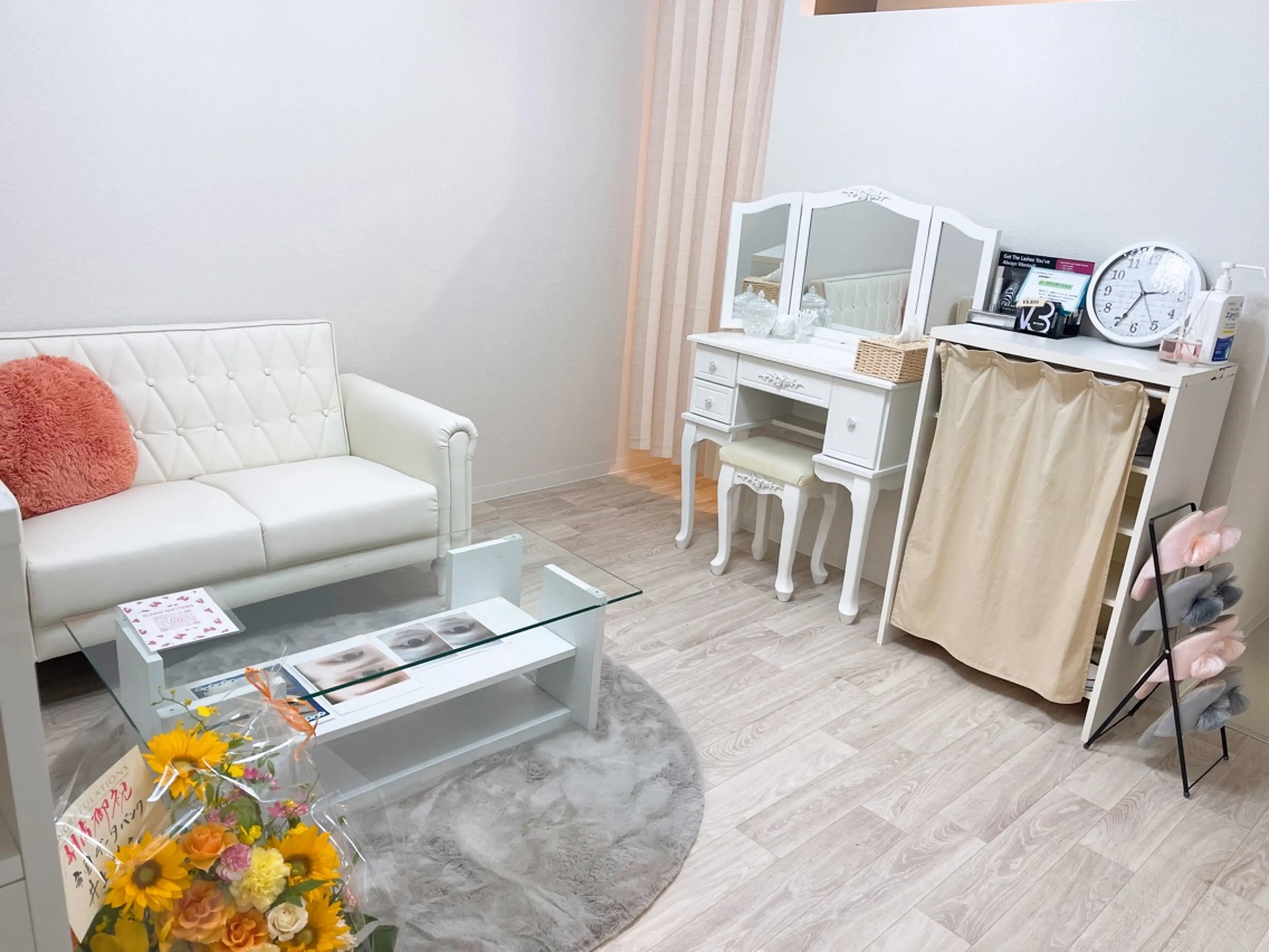 30分まつ毛パーマ専門店Swallow姫路店の内観・外観2