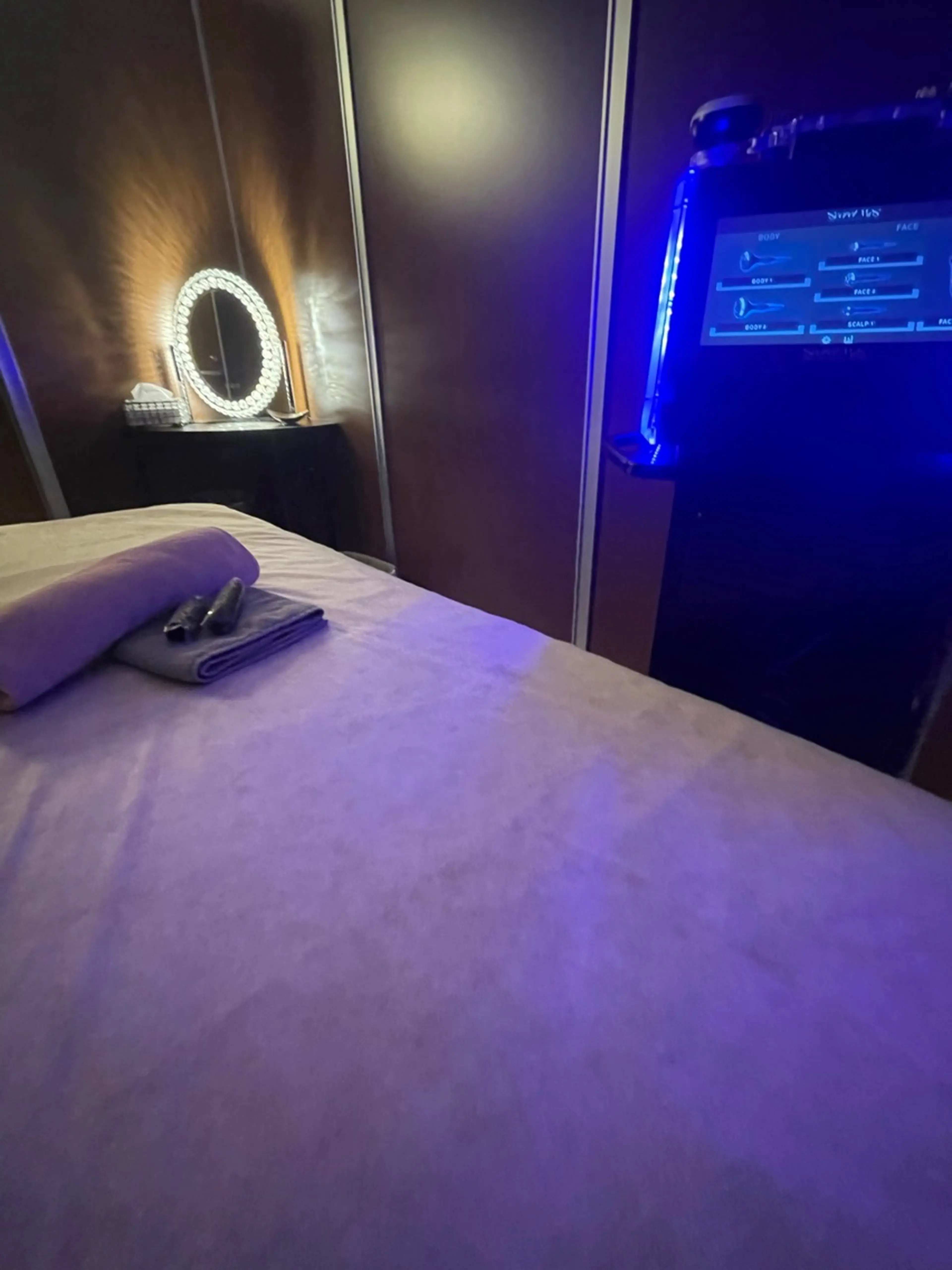 VISELの内観・外観2