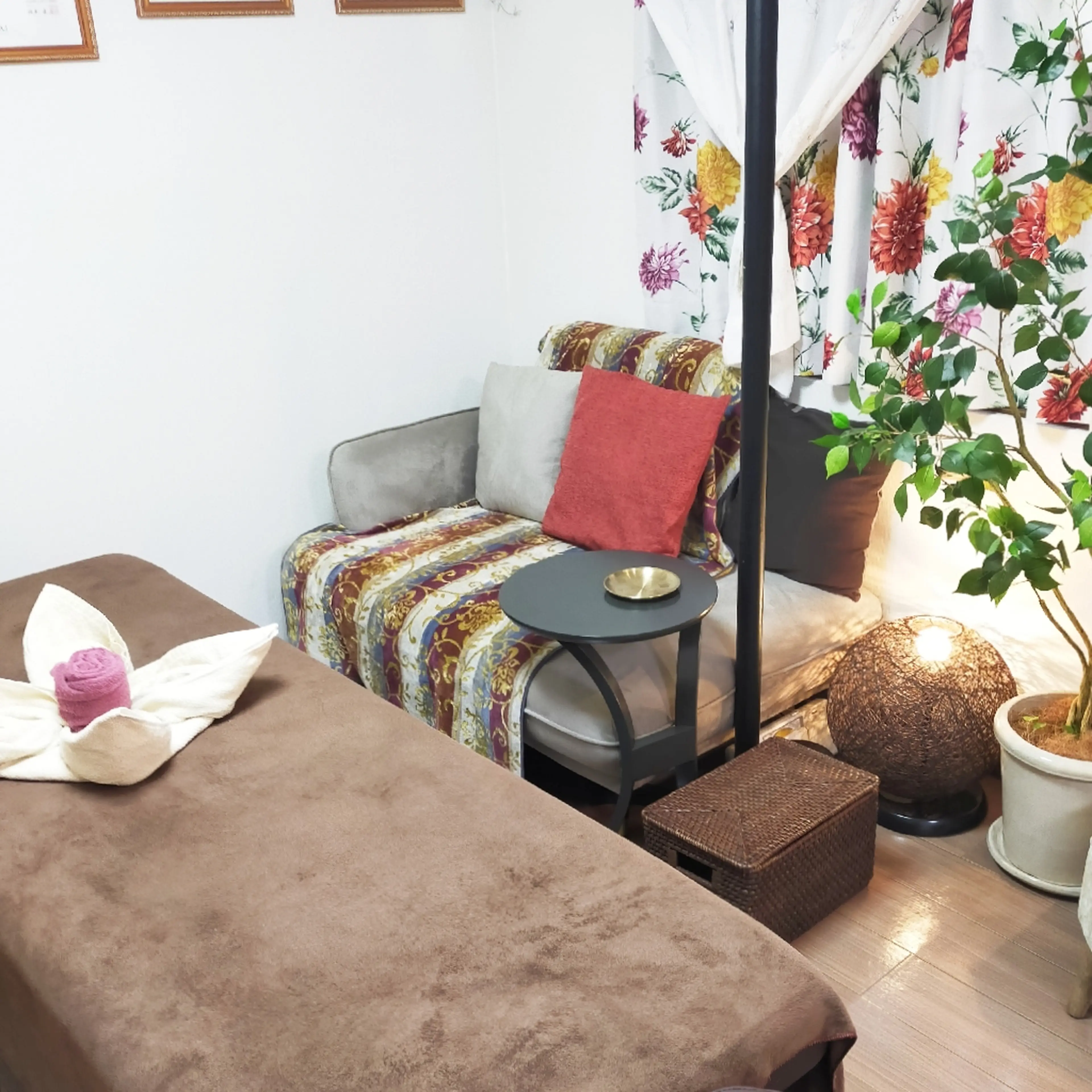 アロマ＆美顔整体Salon Supre Mereの内観・外観2