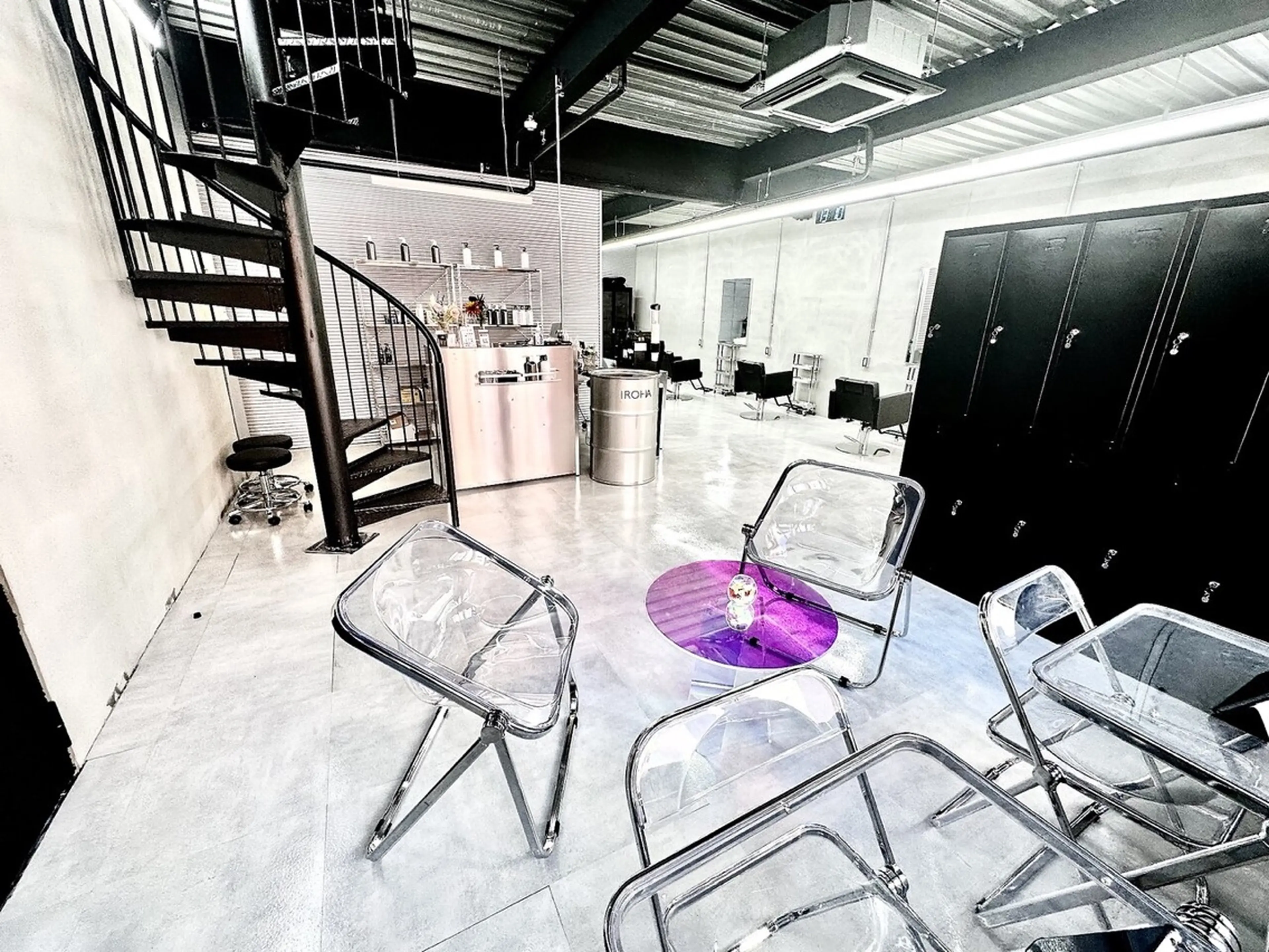 IROHAの内観・外観1