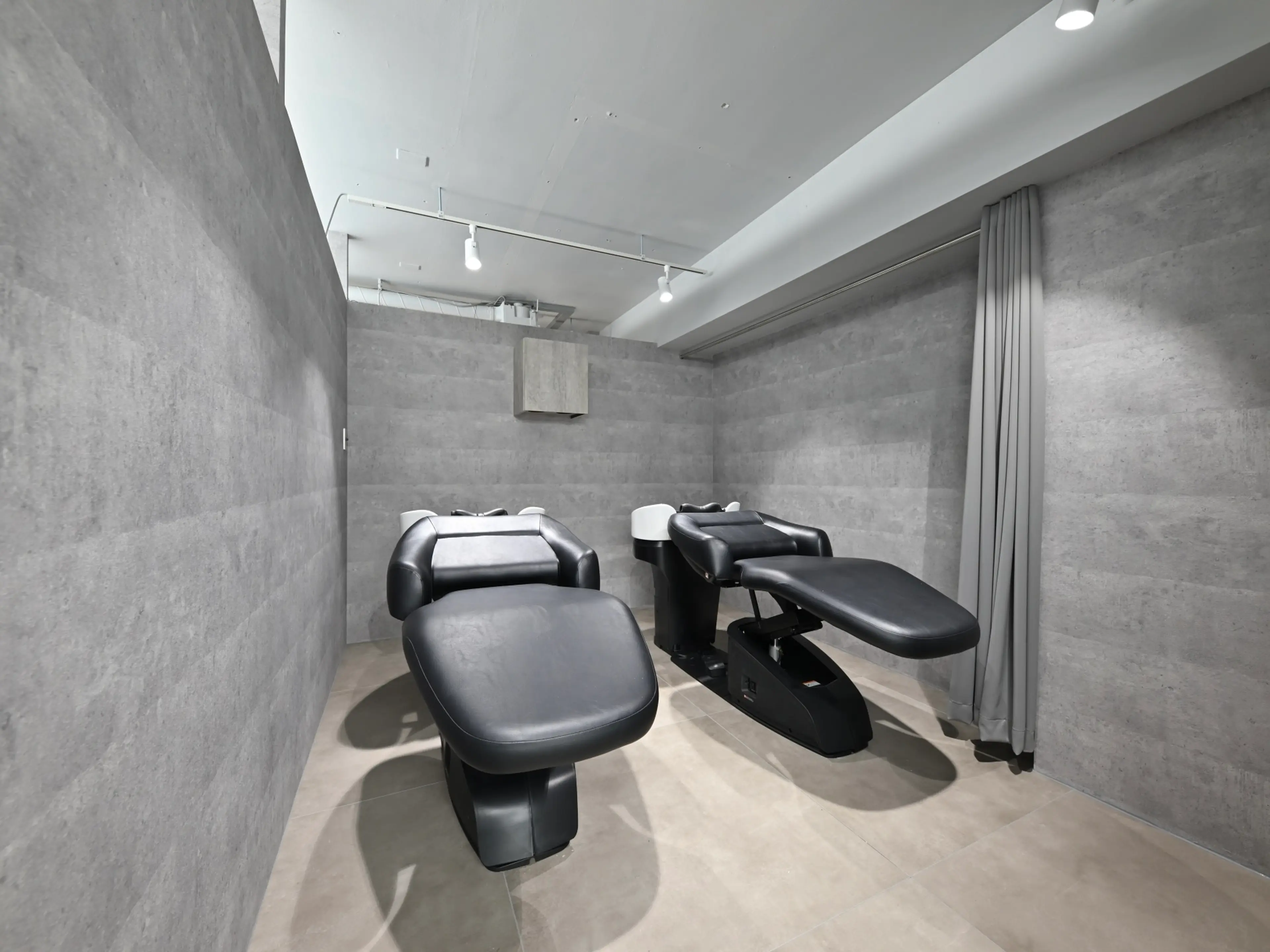 CYNTHIA 新宿　髪質改善の内観・外観3