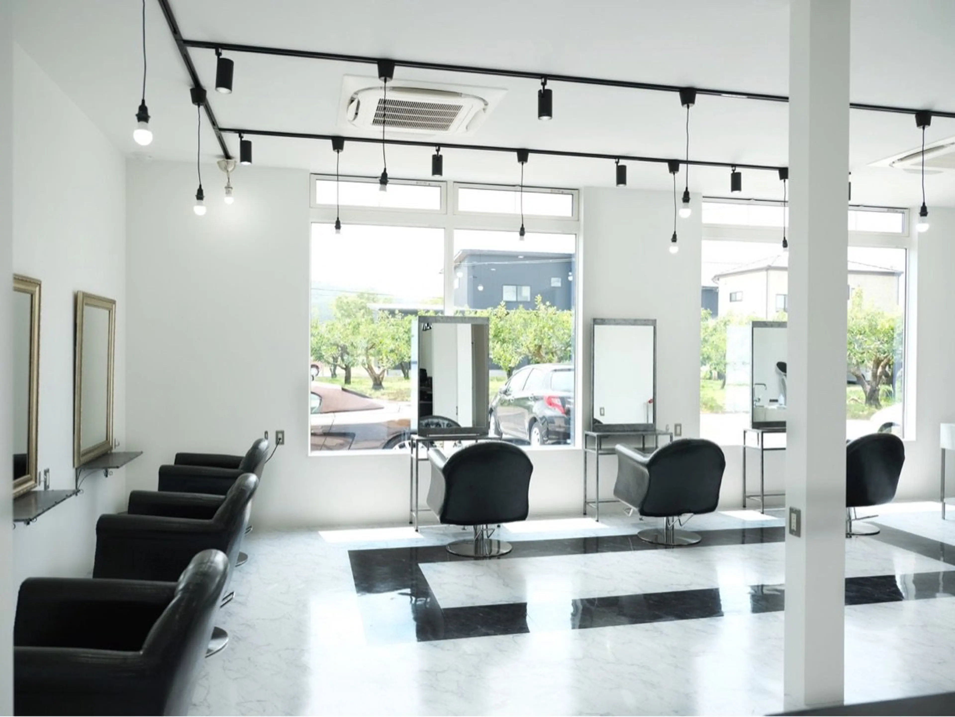 DEANの内観・外観2