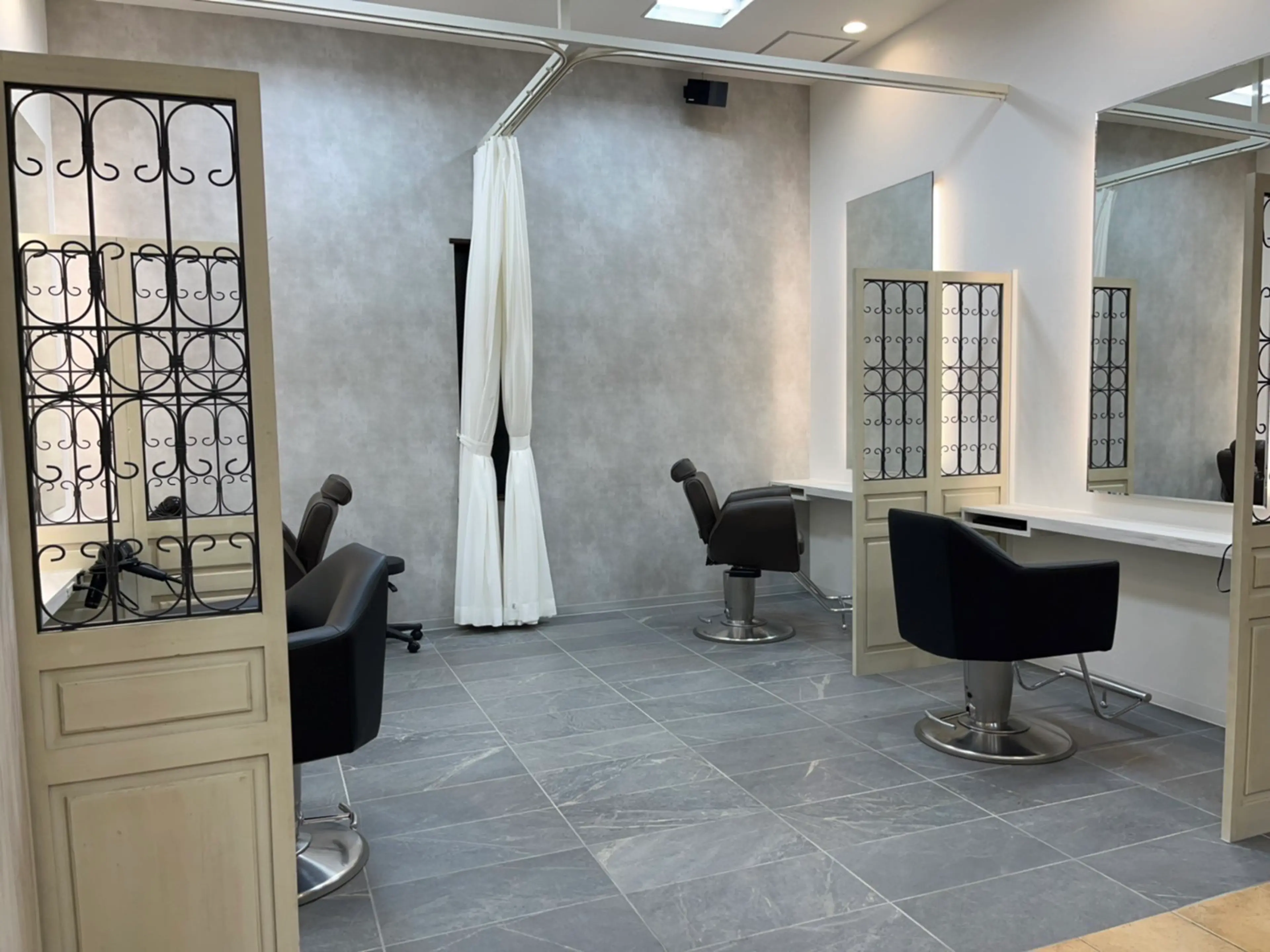 クリスタルマジック　本店の内観・外観2