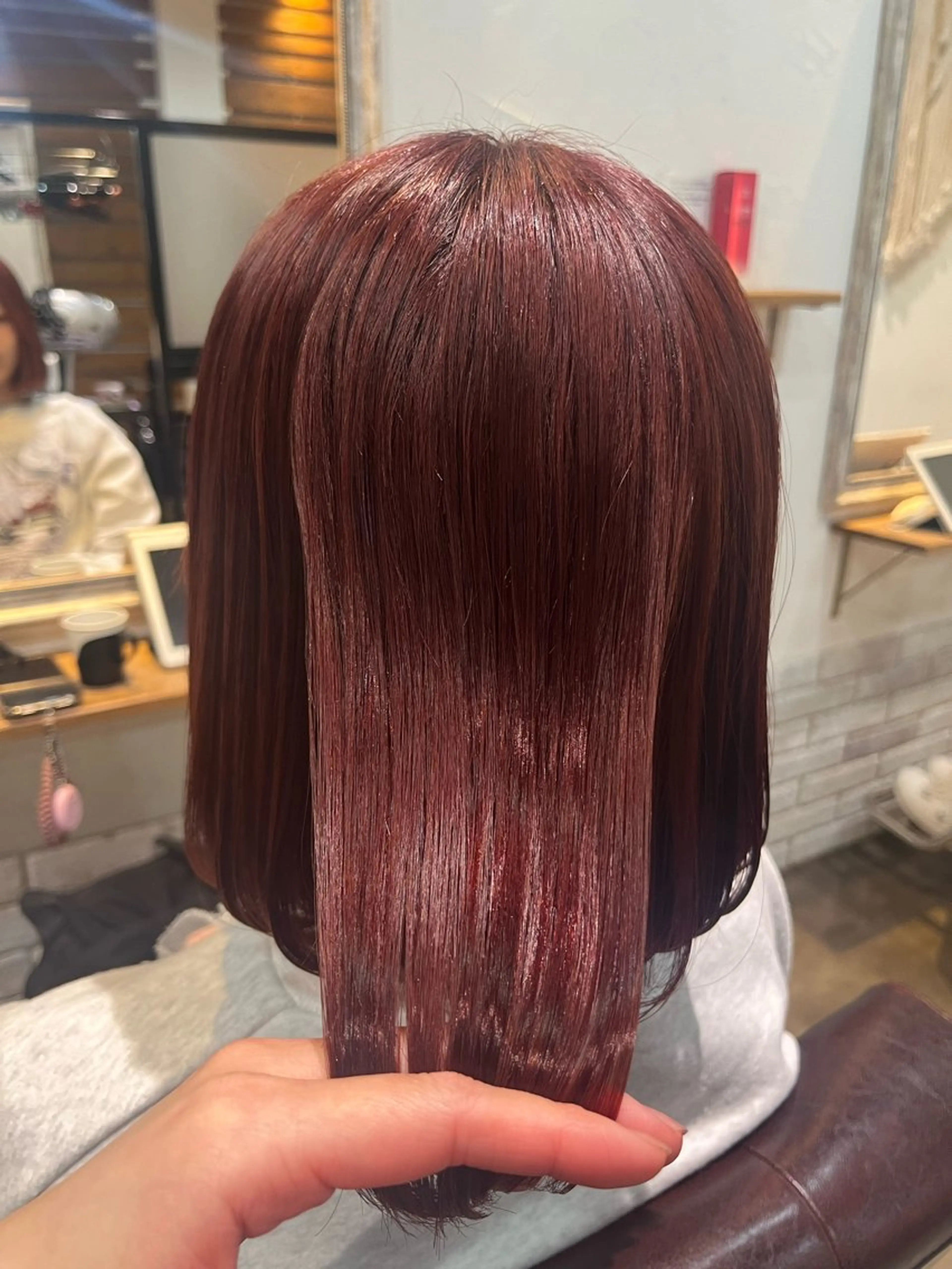 ミディアム カット ヘアカラー loup yunaのヘアスタイル