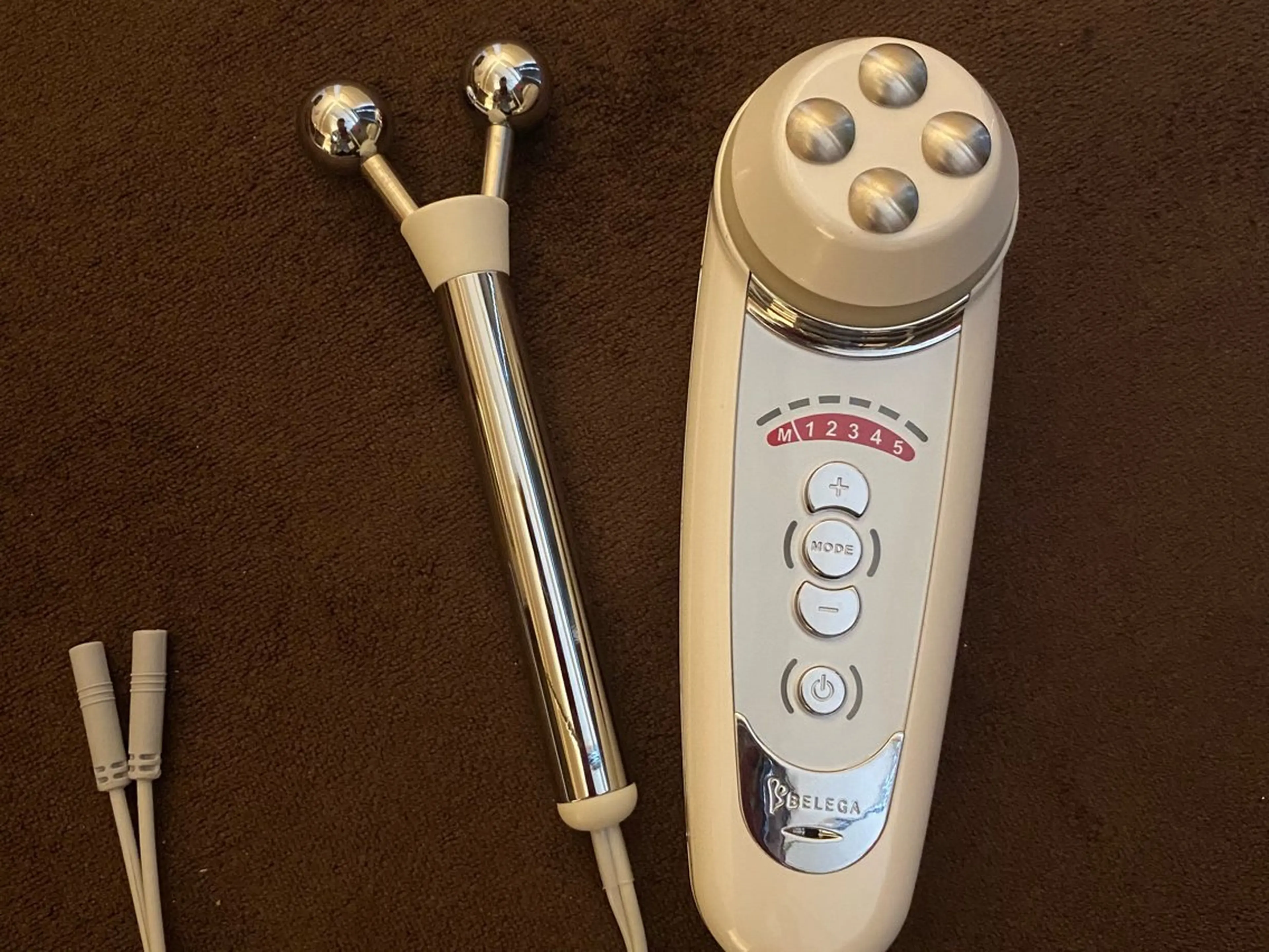 Acupuncture  salon LINOA リノア鍼灸院所属・ヘッドスパ鍼/小顔鍼 耳ツボ  LINOAのエステ・リラクイメージ