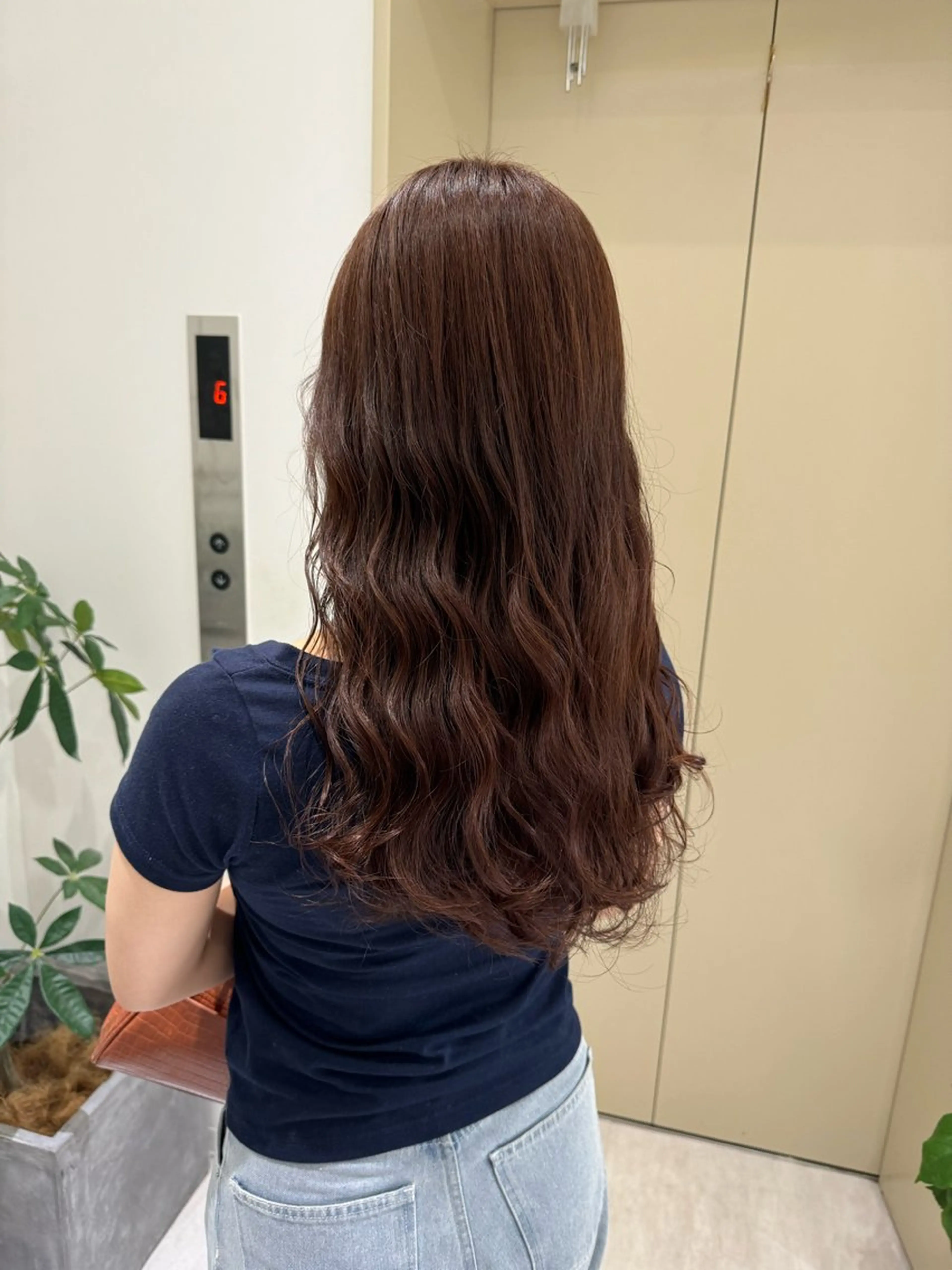 ロング カラー ブラウンカラー ピンクカラー ピンクブラウン カット ヘアカラー トリートメント 透け 艶感カラー 顔周り 齊木 勇人のヘアスタイル