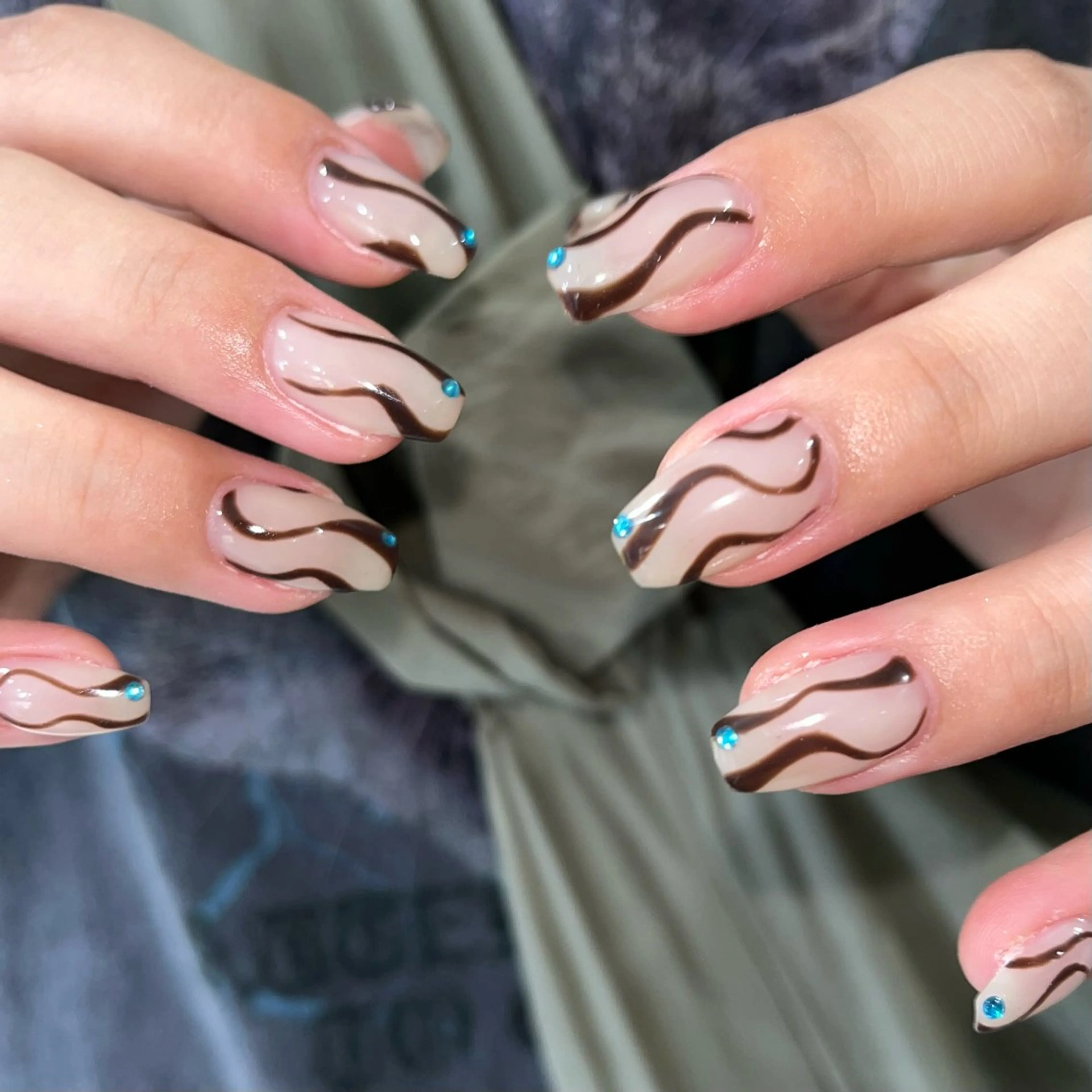 ネイル ハンドネイル 🪐富島彩夏 /海外nail🪐のネイルデザイン