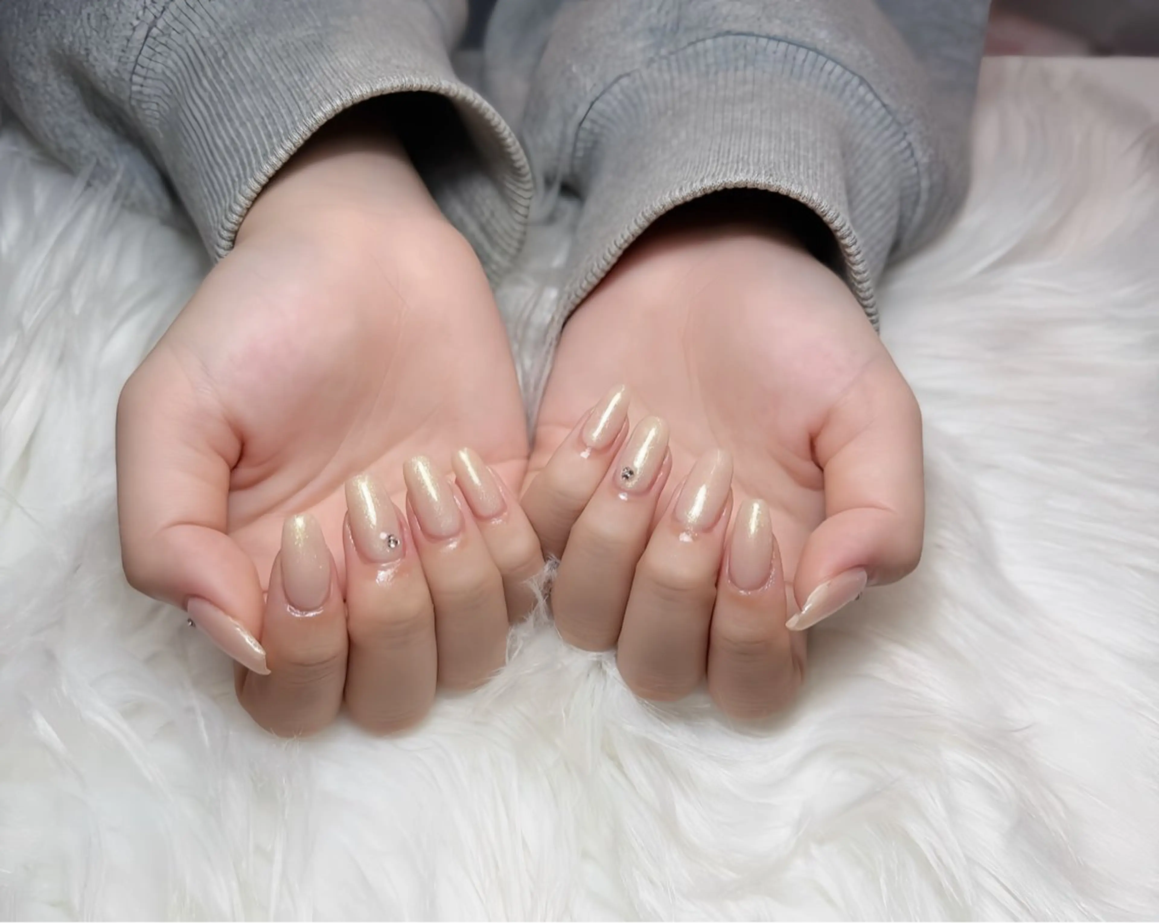 ネイル オーロラネイル チークネイル フットネイル フレンチネイル ジェルネイル ハンドネイル Nichi Nails❤️のネイルデザイン
